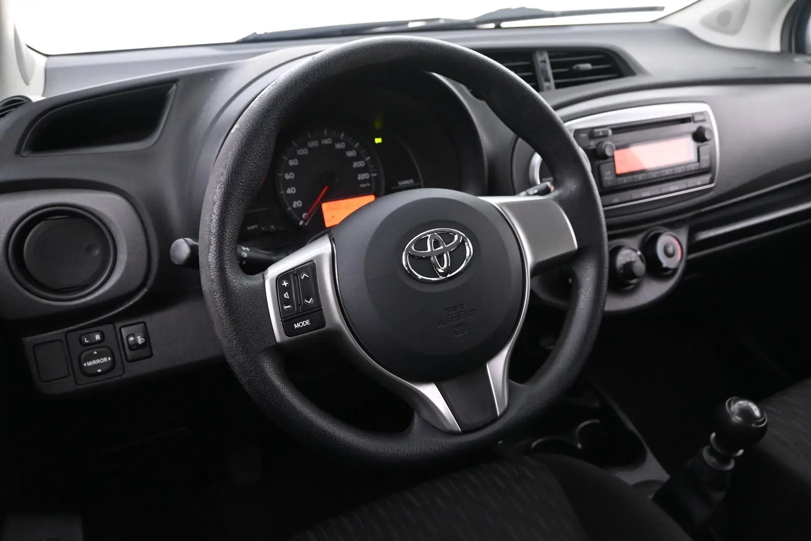 Car Image - 514M4YuShG5S5C626I96SL