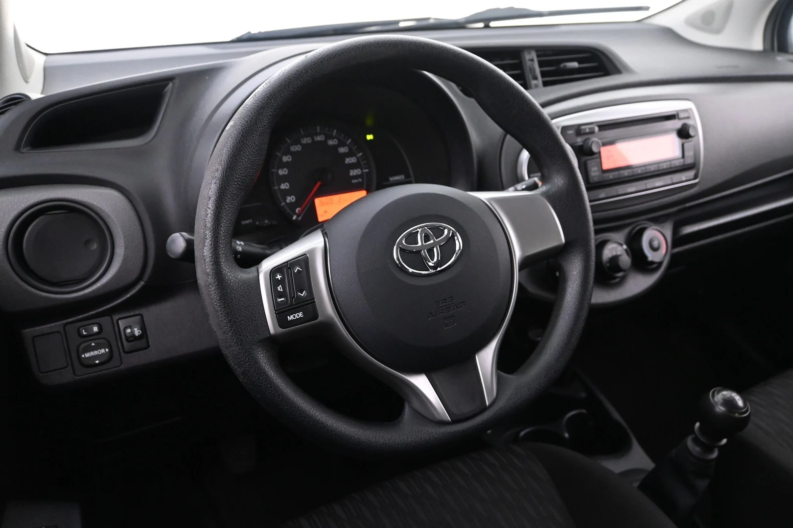 Car Image - 514M4YuShG5S5C626I96SL
