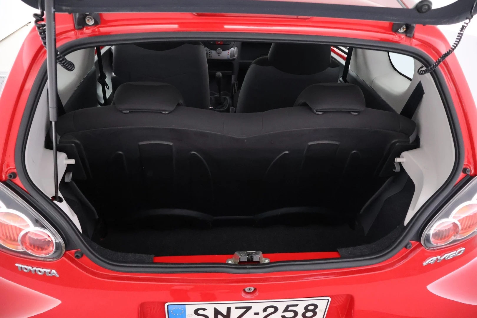 Car Image - 7GtD2r9XiQHD6K01MFrKoI