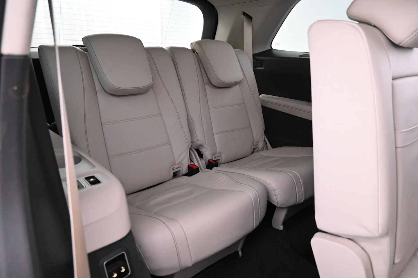 Car Image - 2Ii9moRLNbPzv5dqIkkX6B