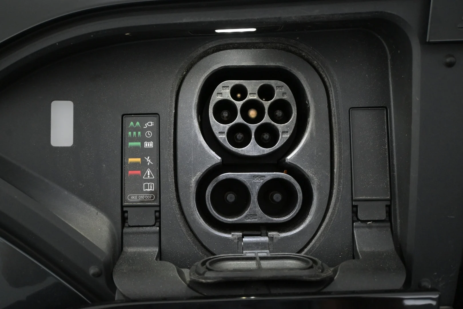Car Image - 2FsBsh9Mj0VdfPytxPBK6