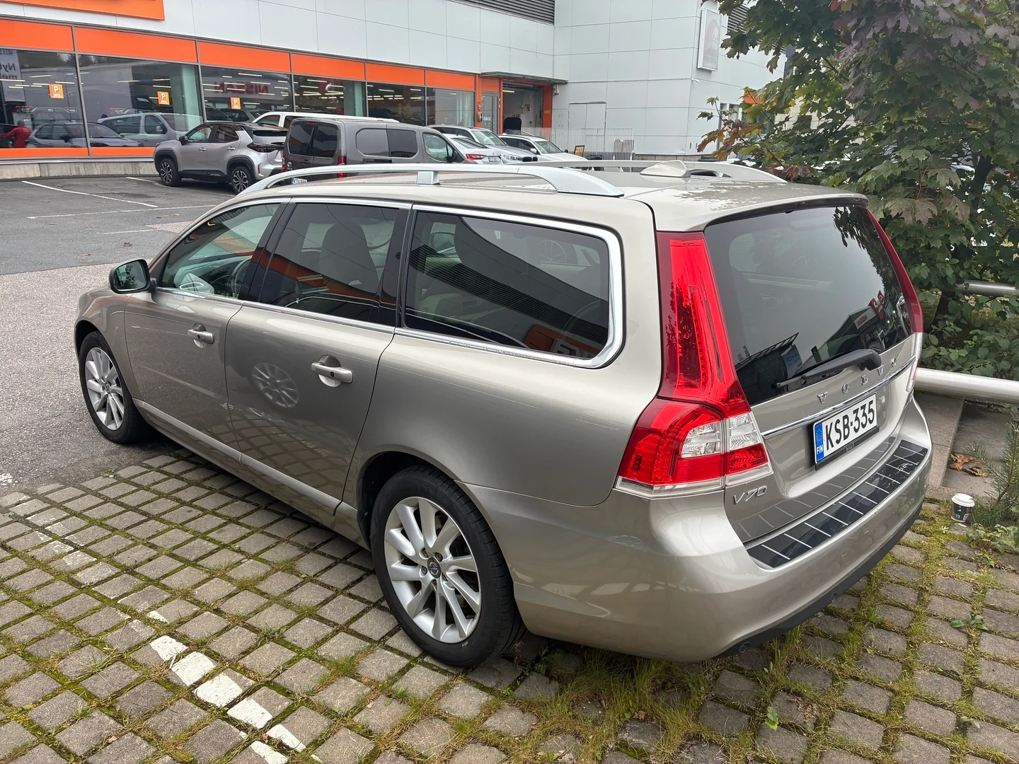 Car Image - 4mS9ZKsLjI5fMtFjoFC5EE