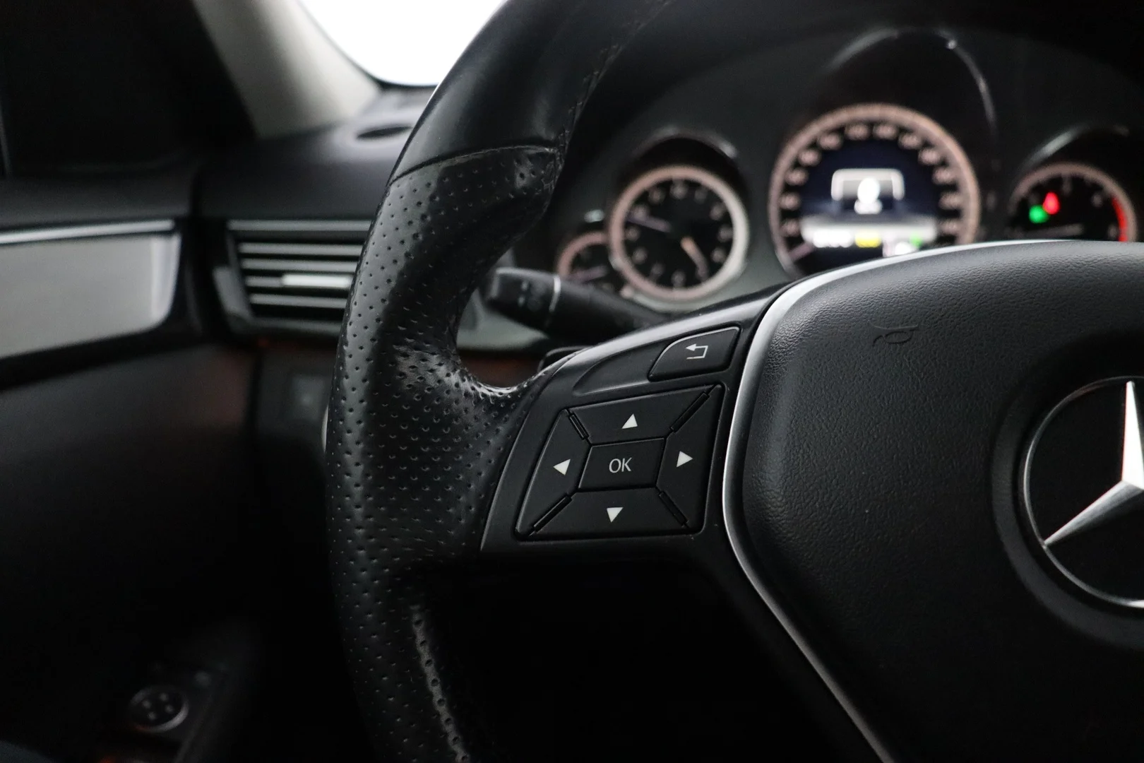 Car Image - 5QOG1Zmgdliq4YESdMdBlY