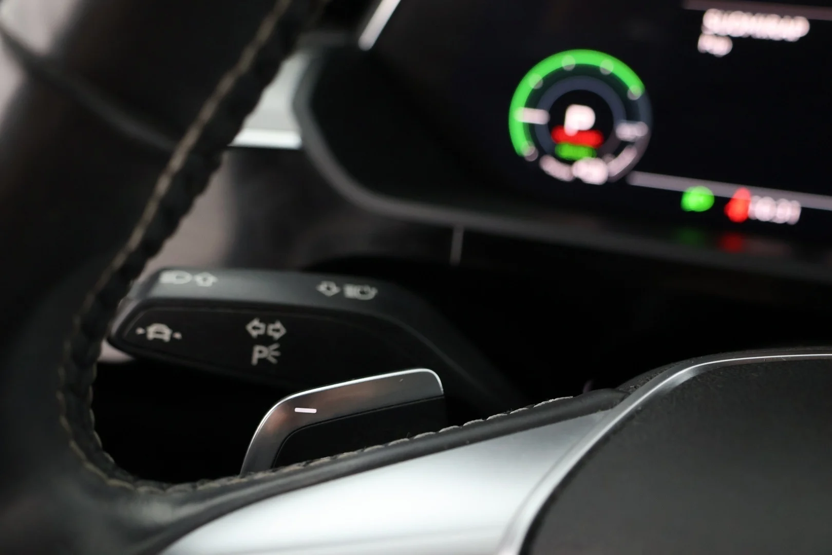 Car Image - 6ugXLCXdl5sfHLJXHmnD7C