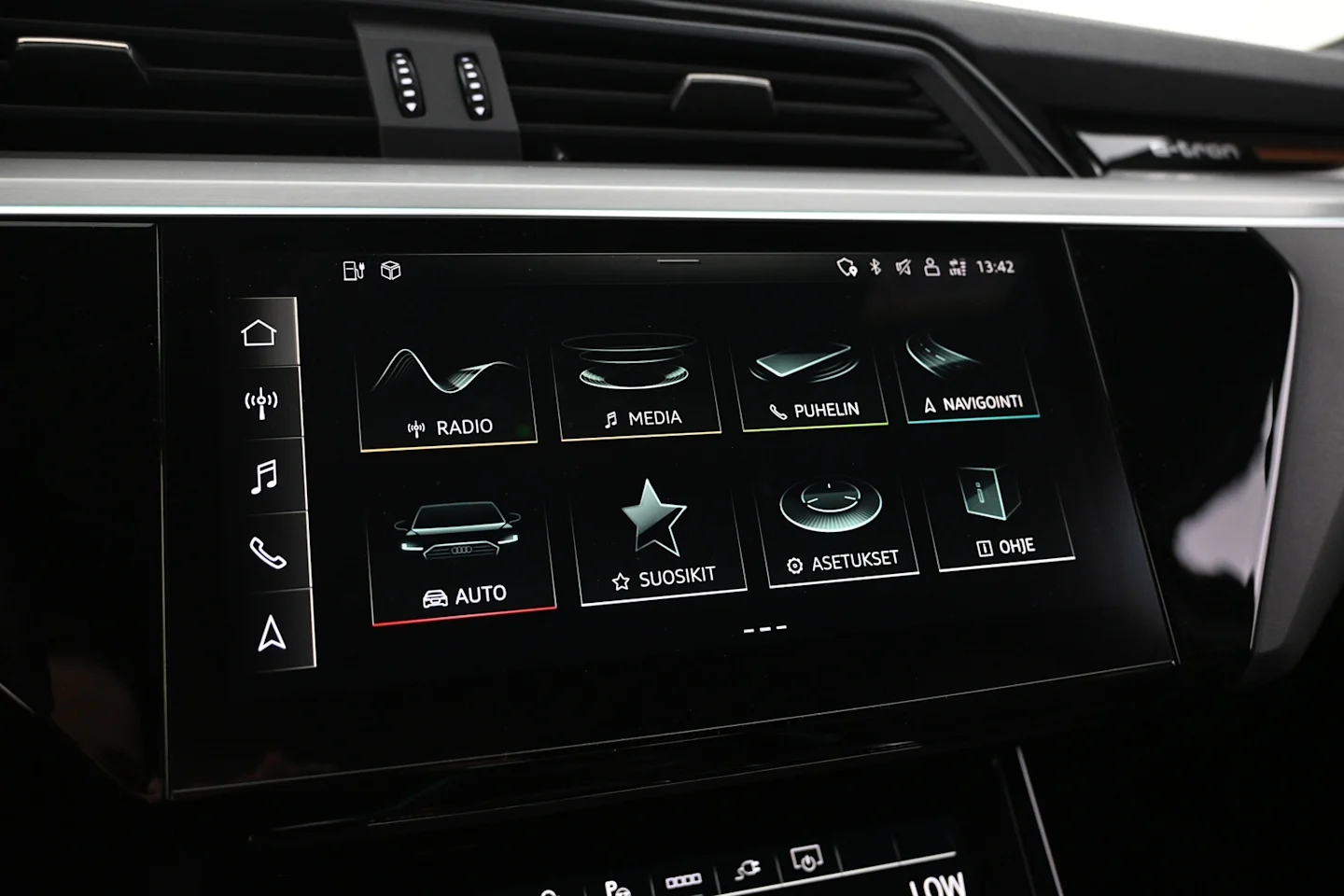 Car Image - 6LvkYvJfHlTz20ZEr3k0ji