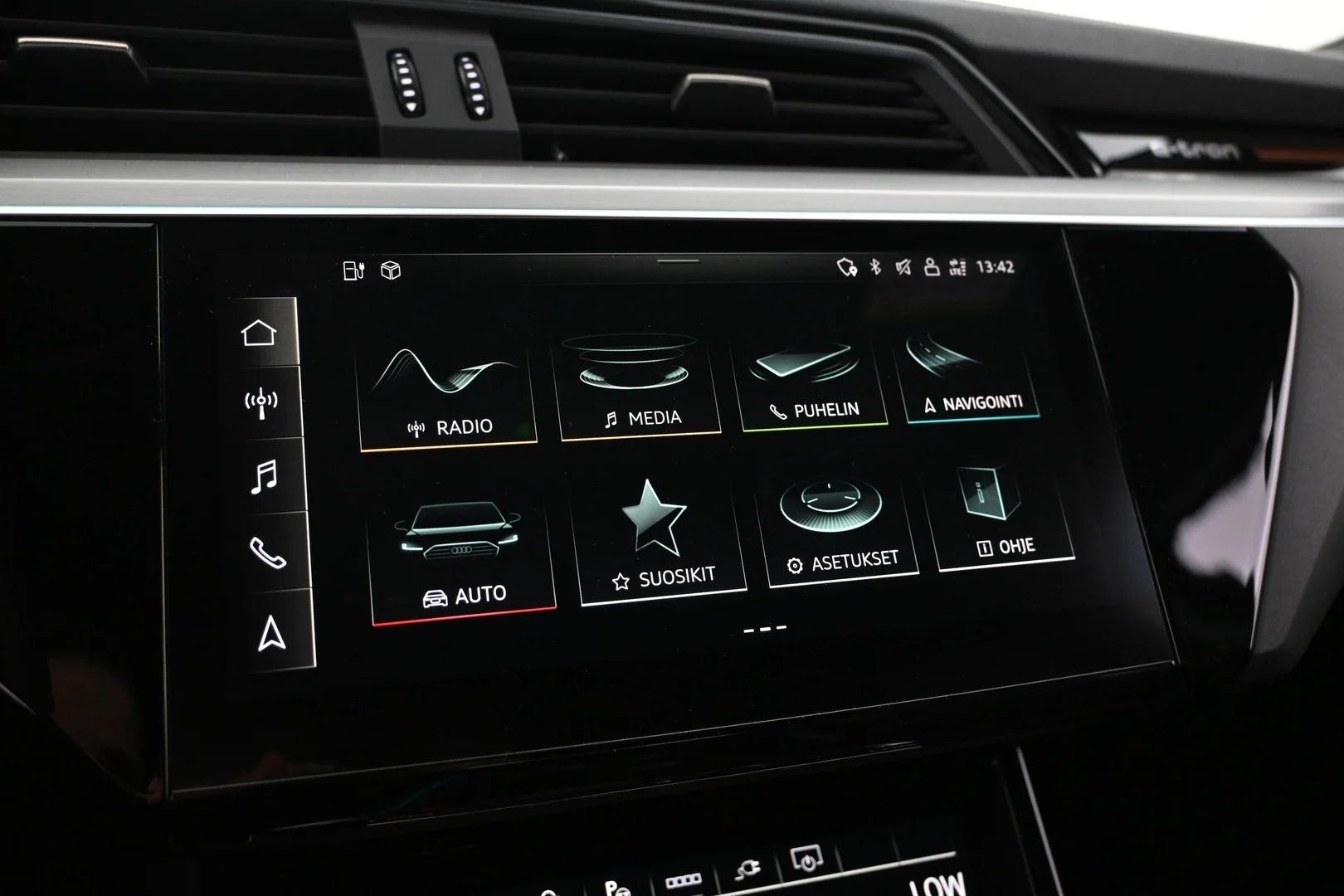 Car Image - 6LvkYvJfHlTz20ZEr3k0ji