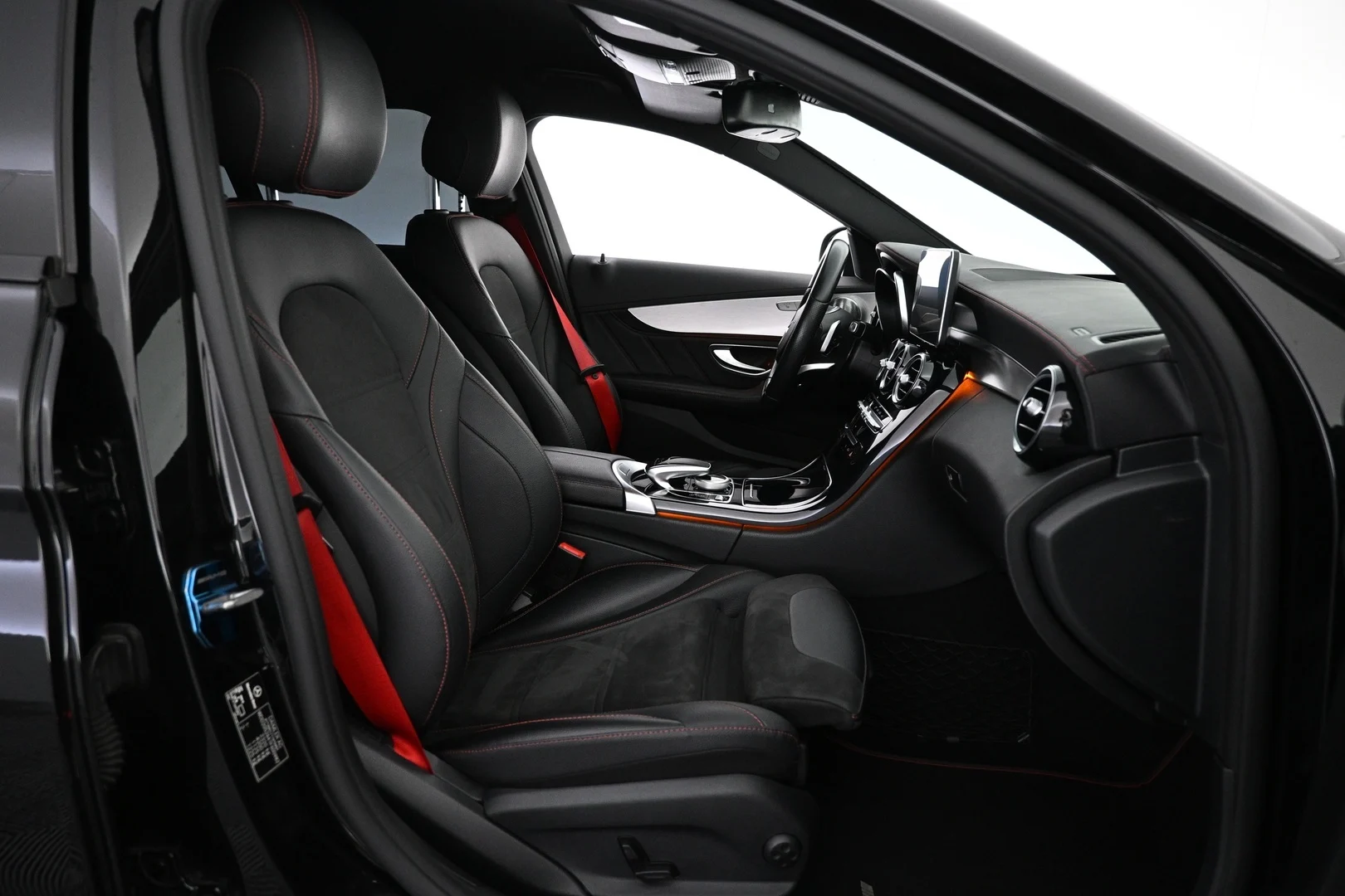 Car Image - ghV4Pdp4vPHql7ponLNp7