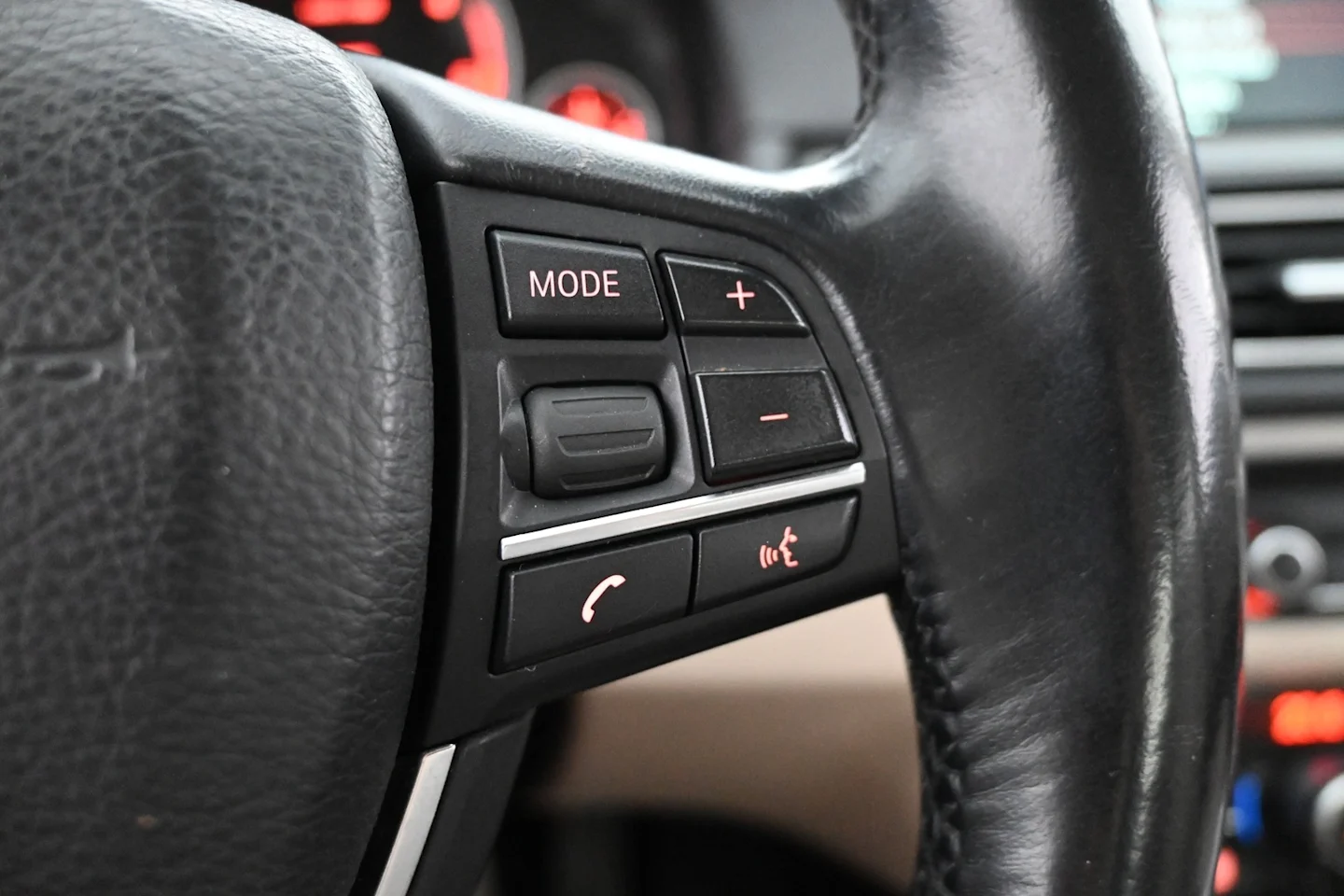 Car Image - 1xiNvUx4a9UokOEICBEQAJ