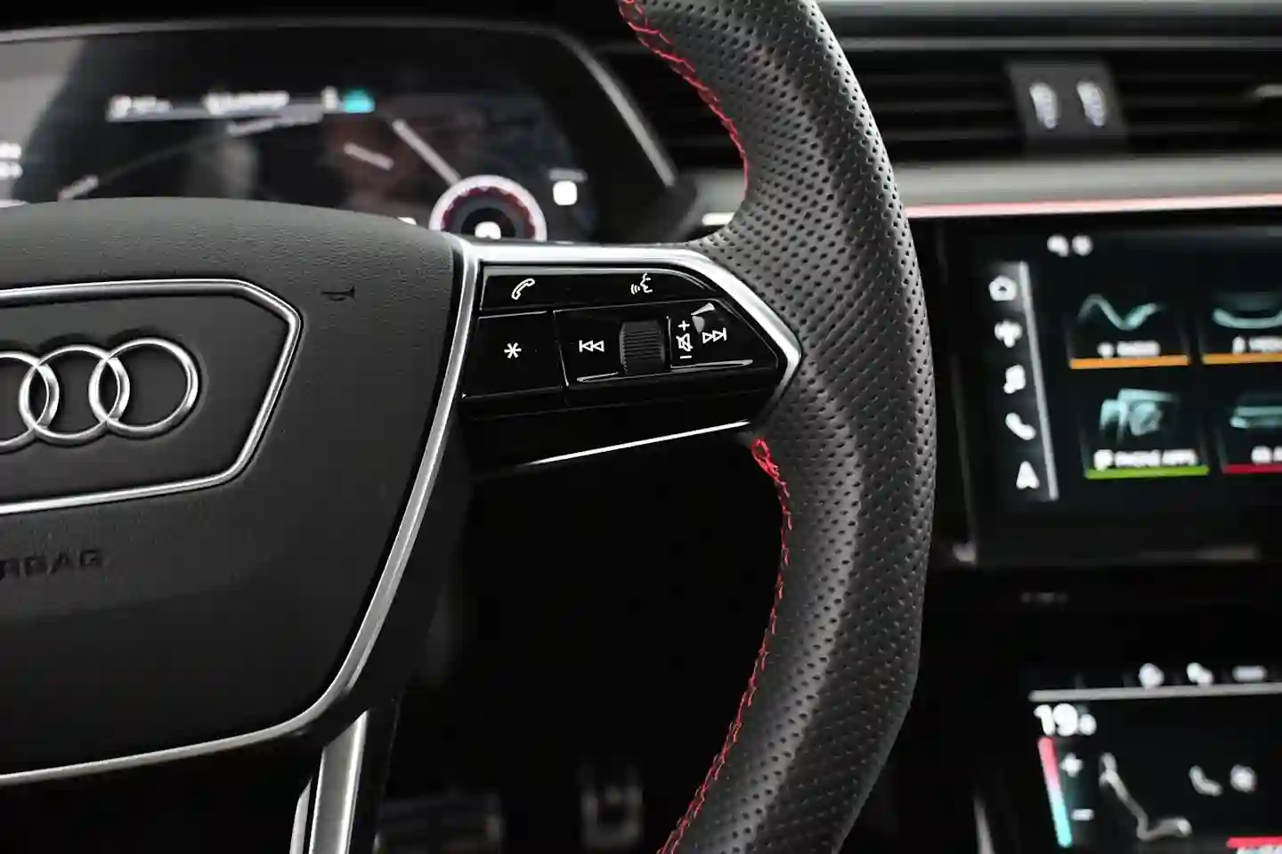 Car Image - 1Jx7JLmWcAs2D2pMn0isEH