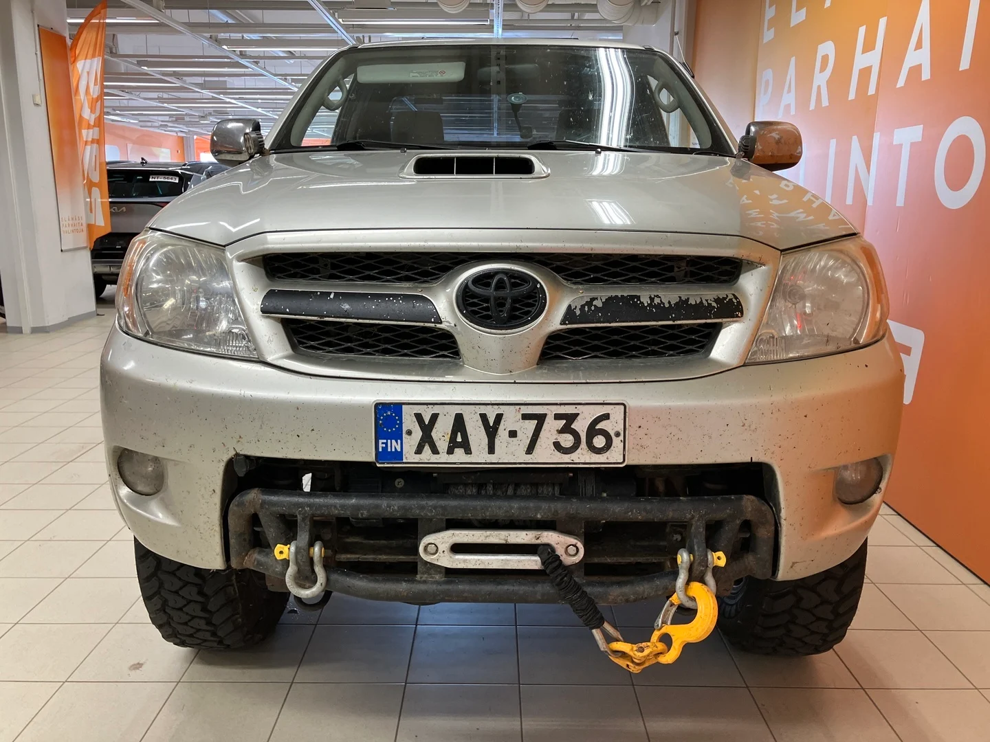 Car Image - 2v7tOEZUvW6jdH3I3Coco3
