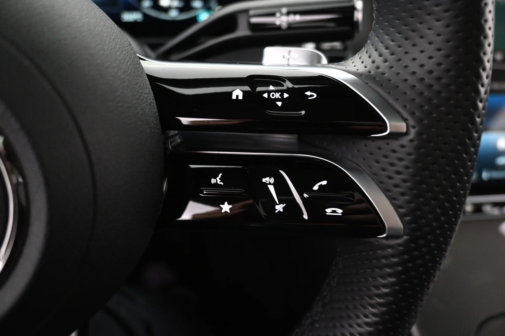 Car Image - 7ukAxc1Np4TMdup4R8a7eT