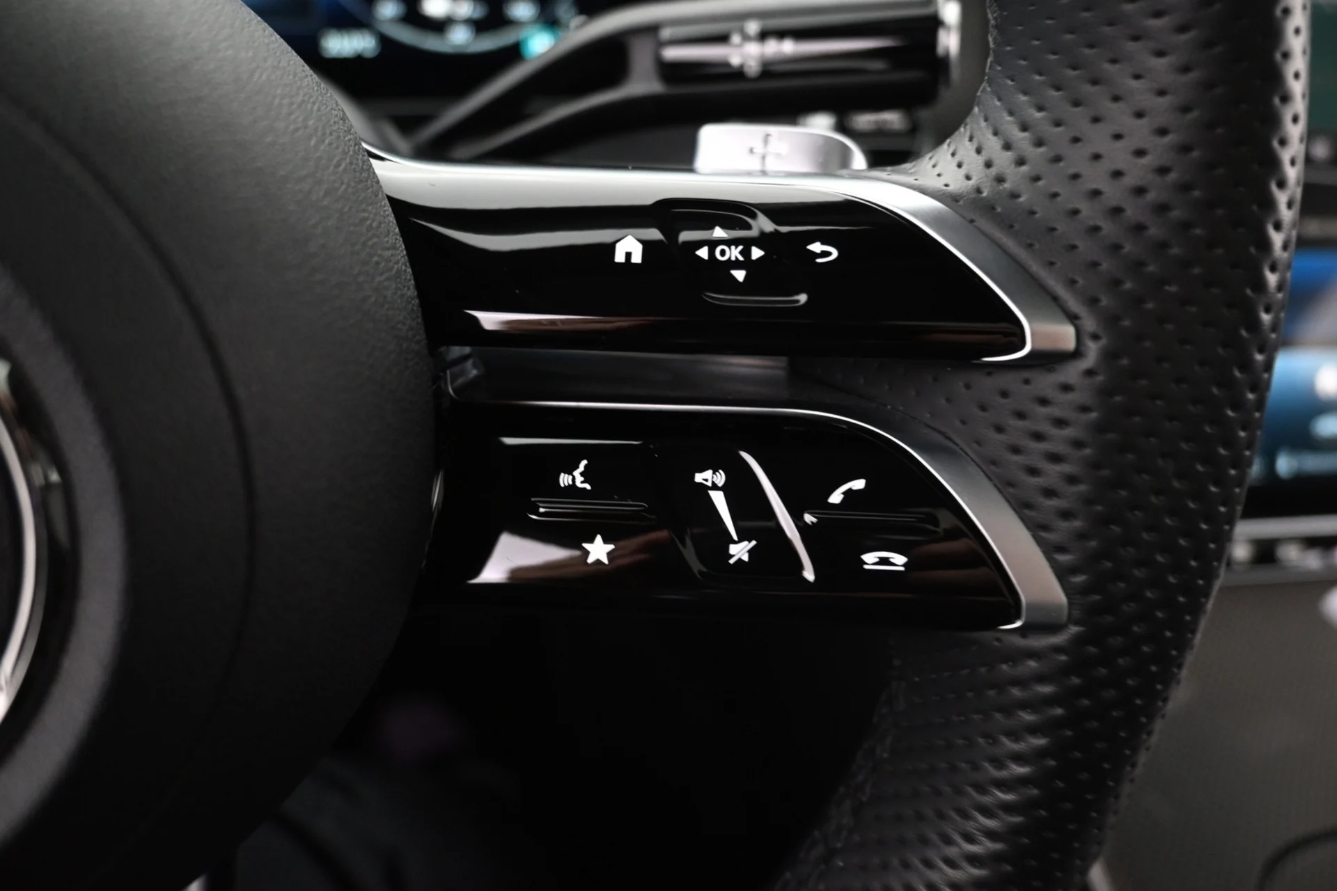 Car Image - 7ukAxc1Np4TMdup4R8a7eT