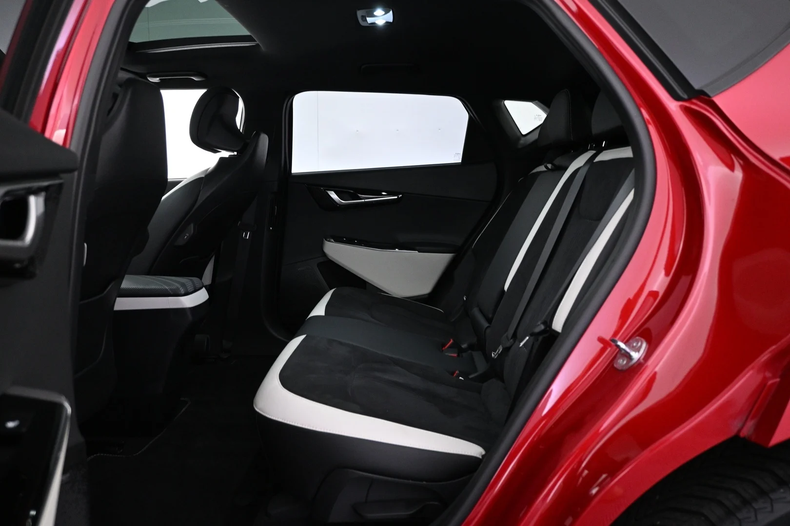 Car Image - 5xSizqb5h850j1SxW30Nrj