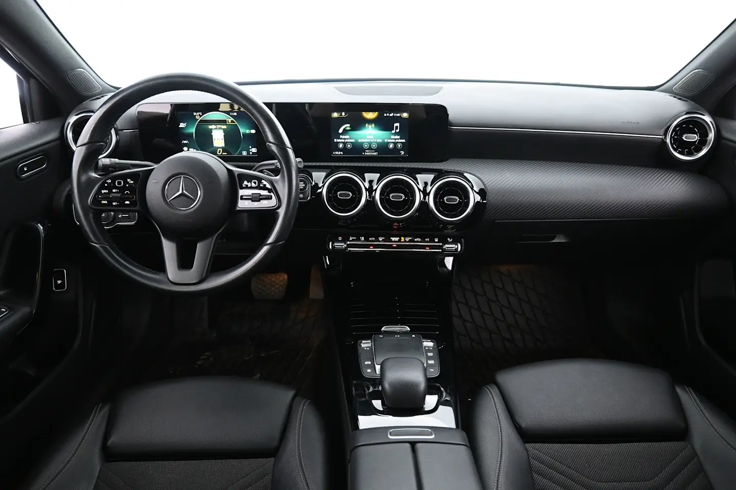 Car Image - 7F25BBbMBP6ziqZHOugbmD