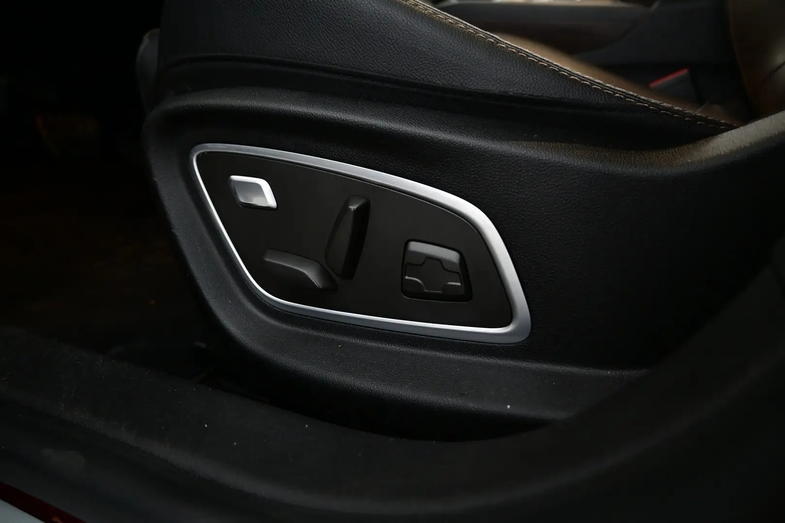 Car Image - 7kiOyChYXi6fucO8F9RUNH