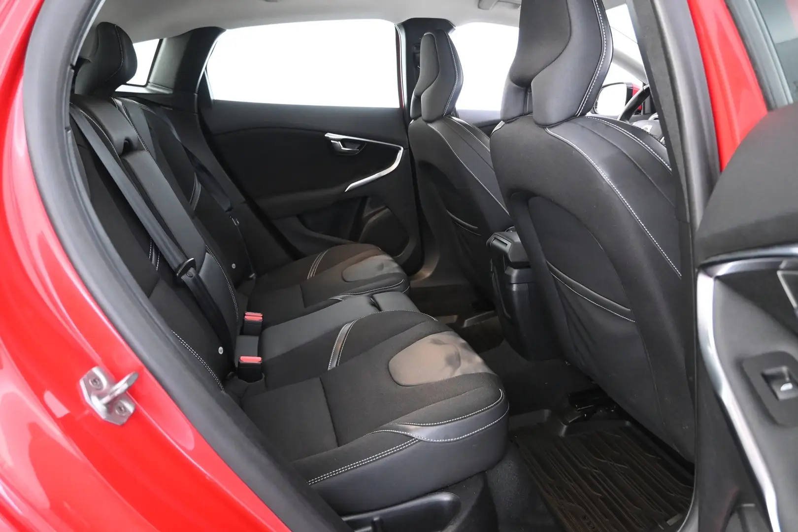 Car Image - 2XmsPidEKCJR1aWW8Vj6UZ