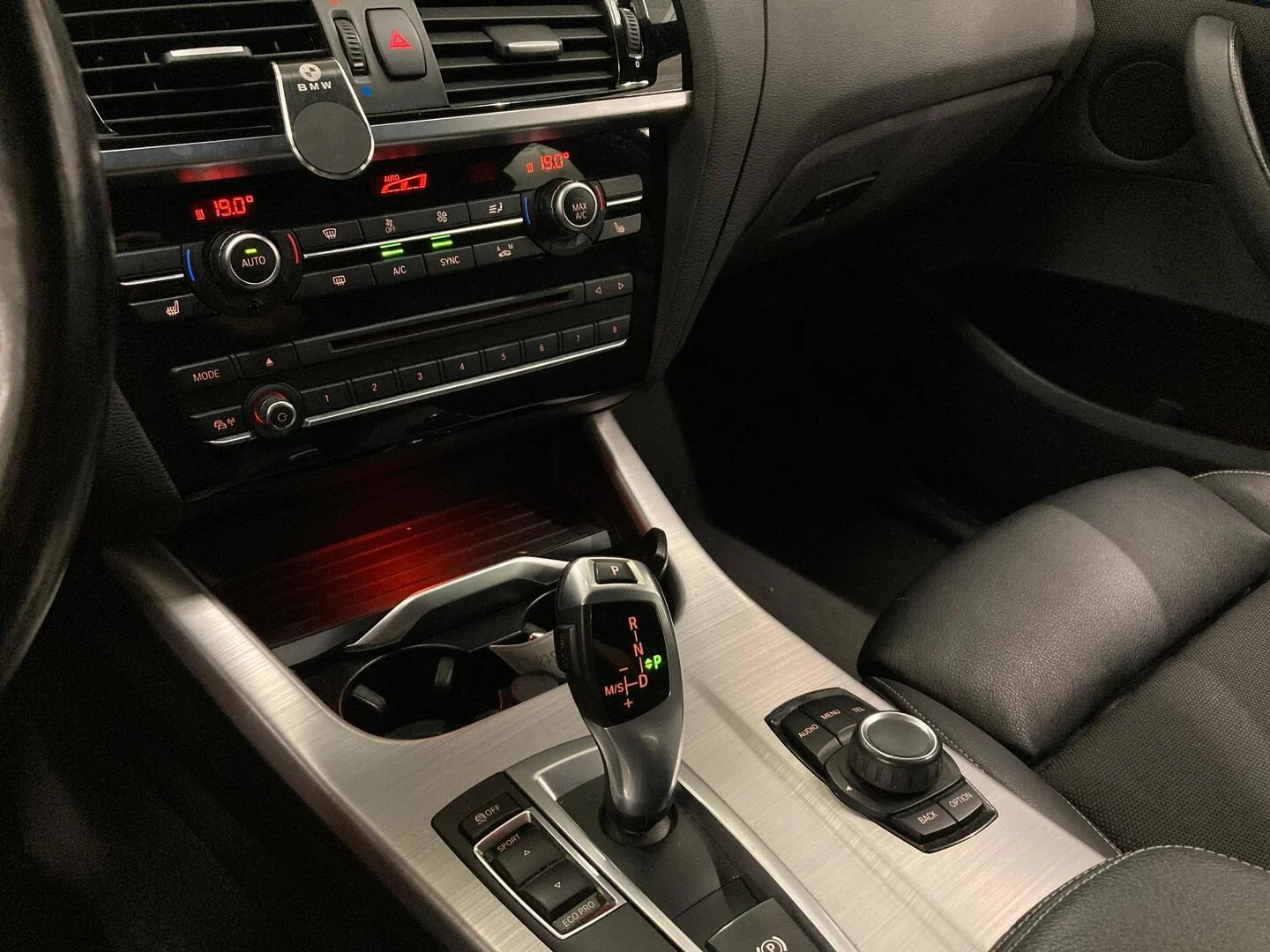 Car Image - Ed3gro3J4fxcojnvJwWZx