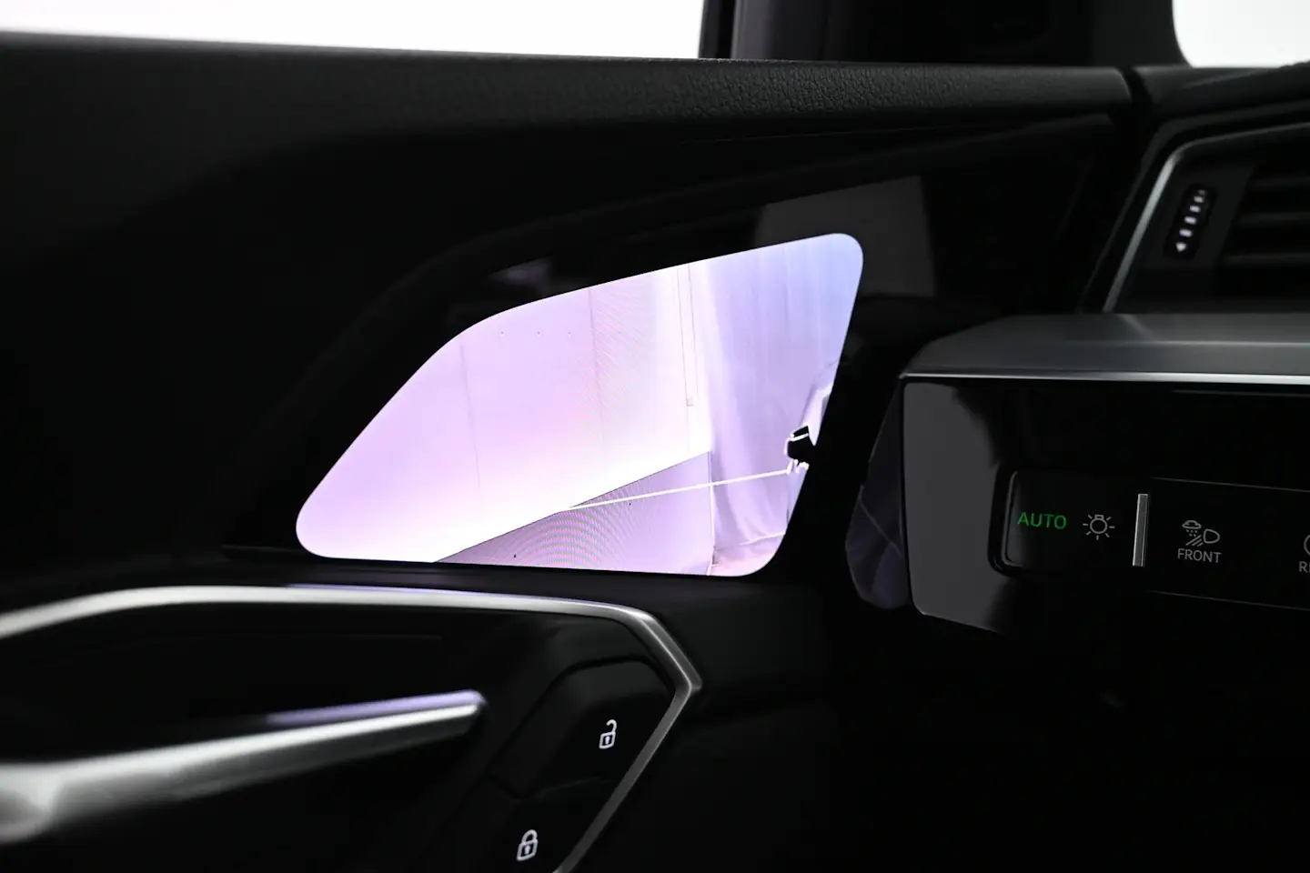 Car Image - 5u9TJip5Nrf9AxCPCv25G9
