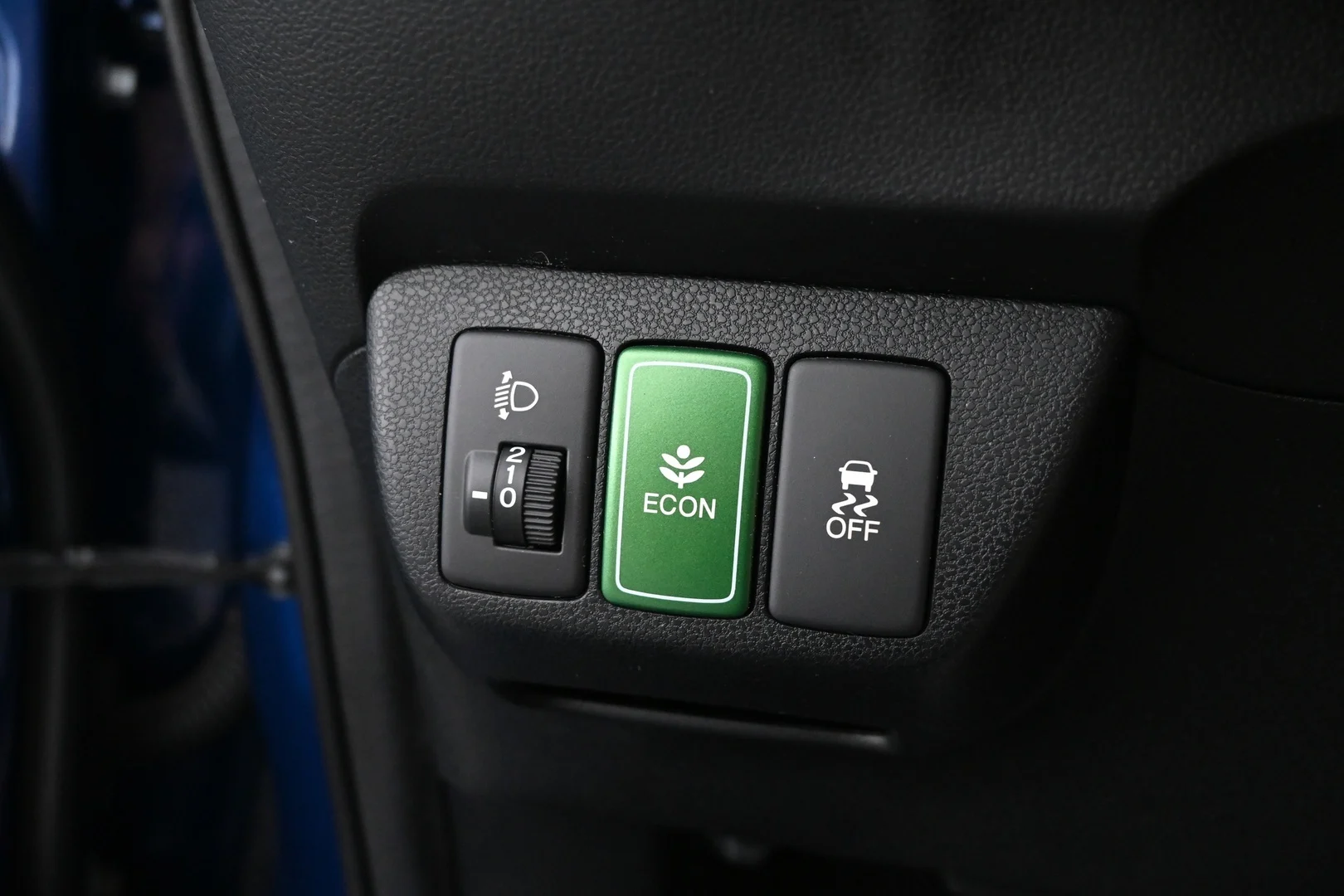 Car Image - 1wUMFmdurX7P7OXQwrZMug
