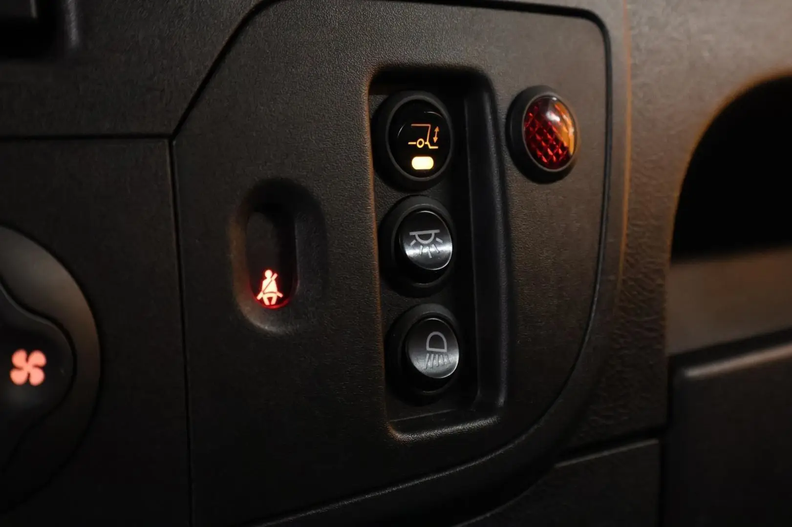 Car Image - 2Uadrgv75iagBQQrYZ8HZl