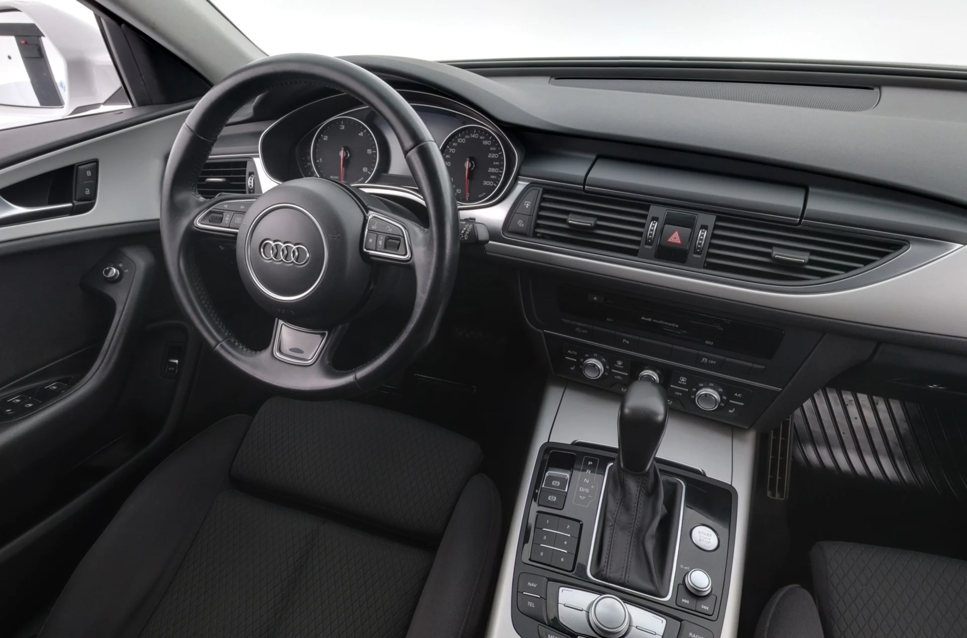 Car Image - 5q79eVewwcxP6mdANKC7FS