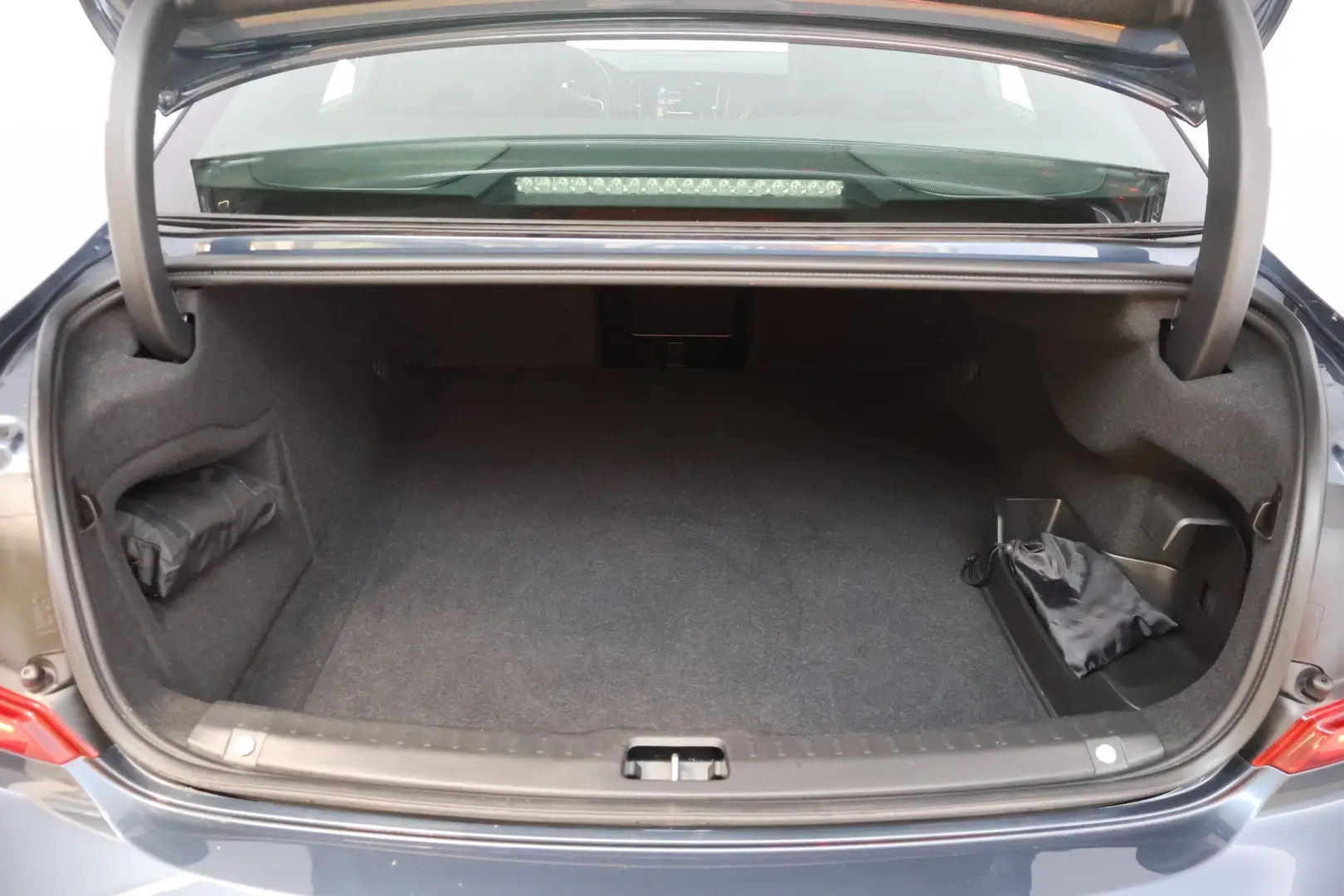Car Image - 4CysrqAGhqwzv57W66Tmfg