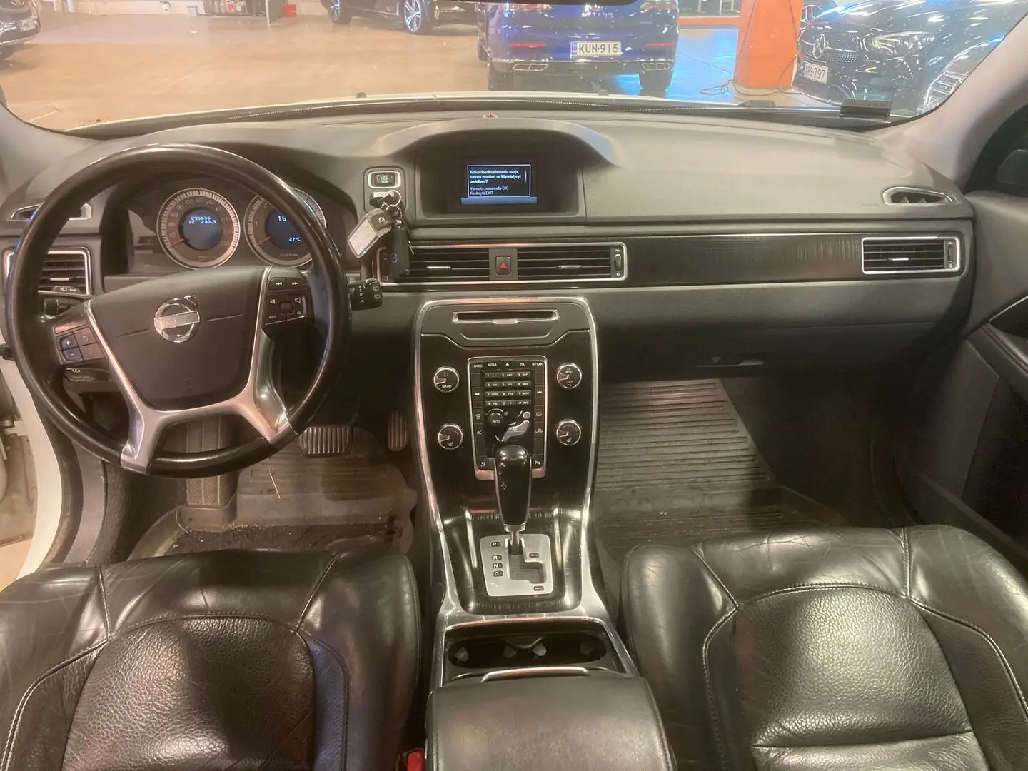 Car Image - 1Cl4qf9CL6spEaCqJBnGjU