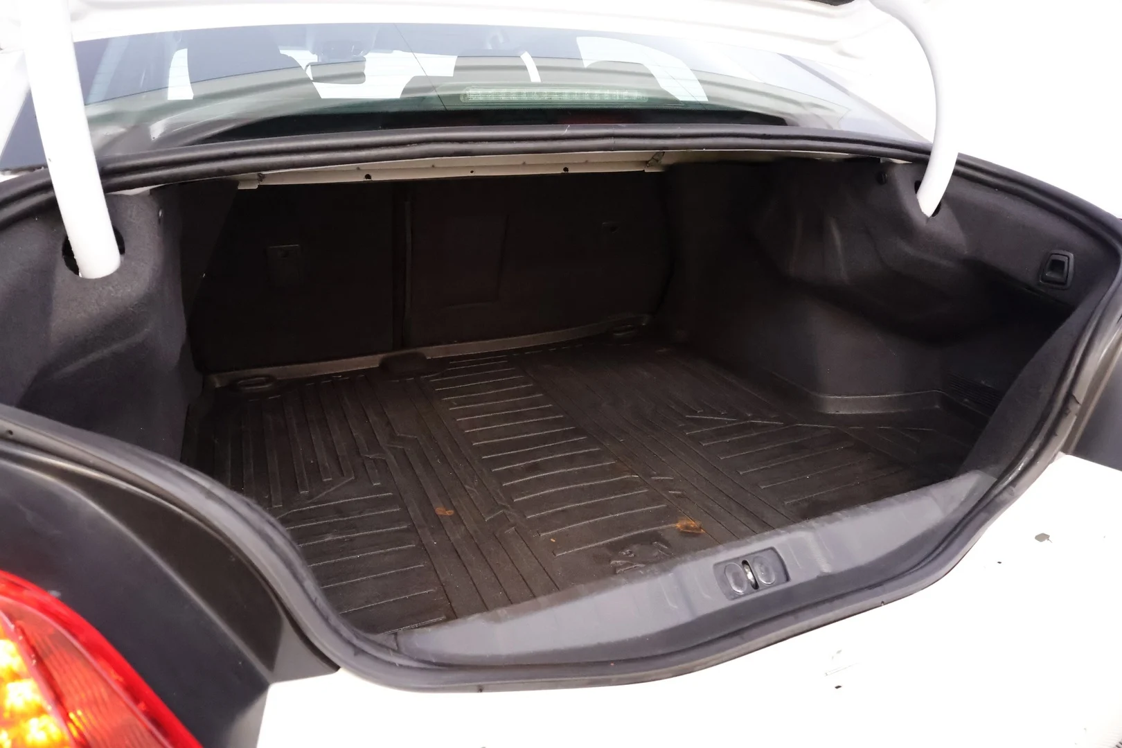 Car Image - 2rutqAn32AlBPOEljUgGSe