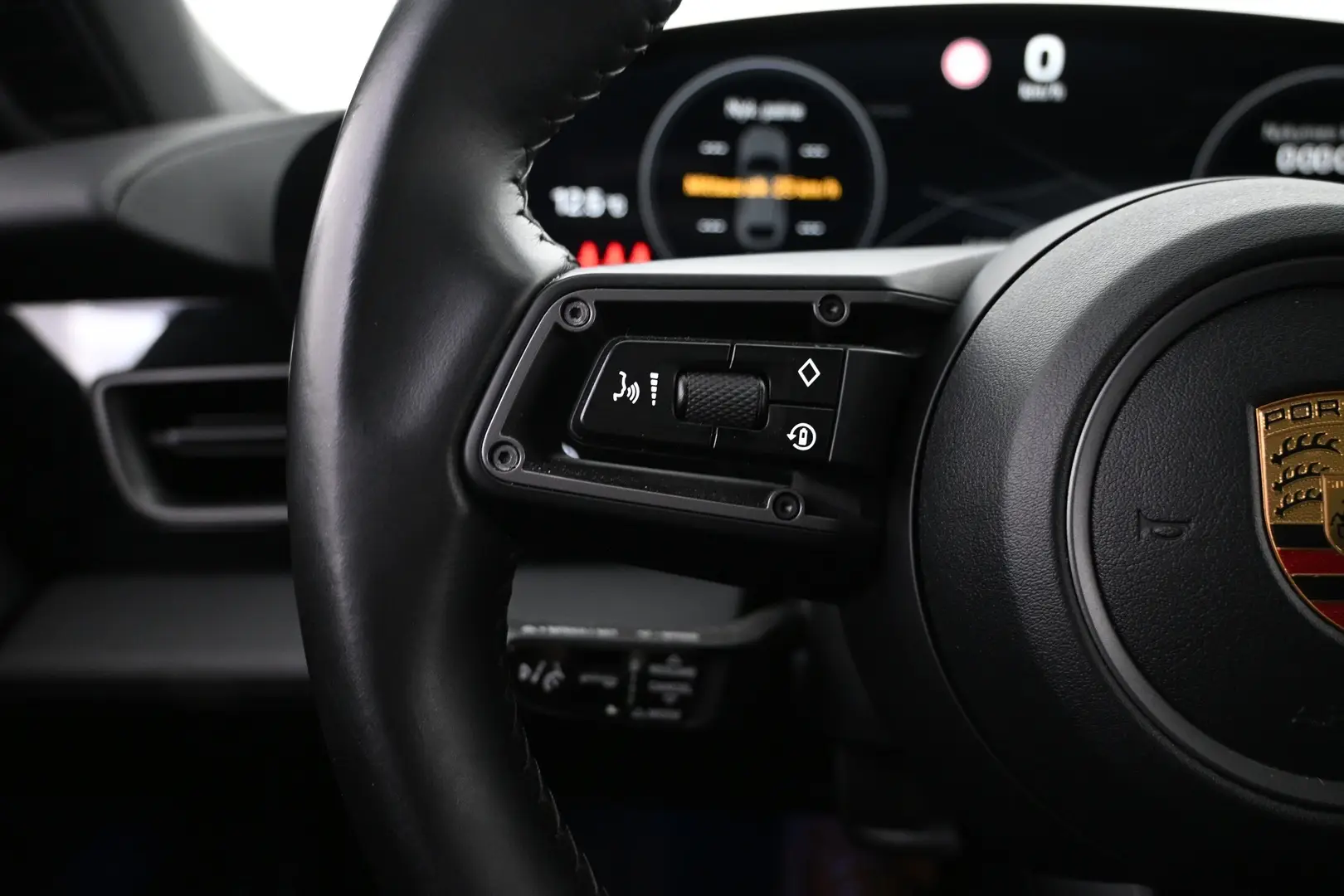 Car Image - 2N9CTbxkyllQxOrB5sdTdQ