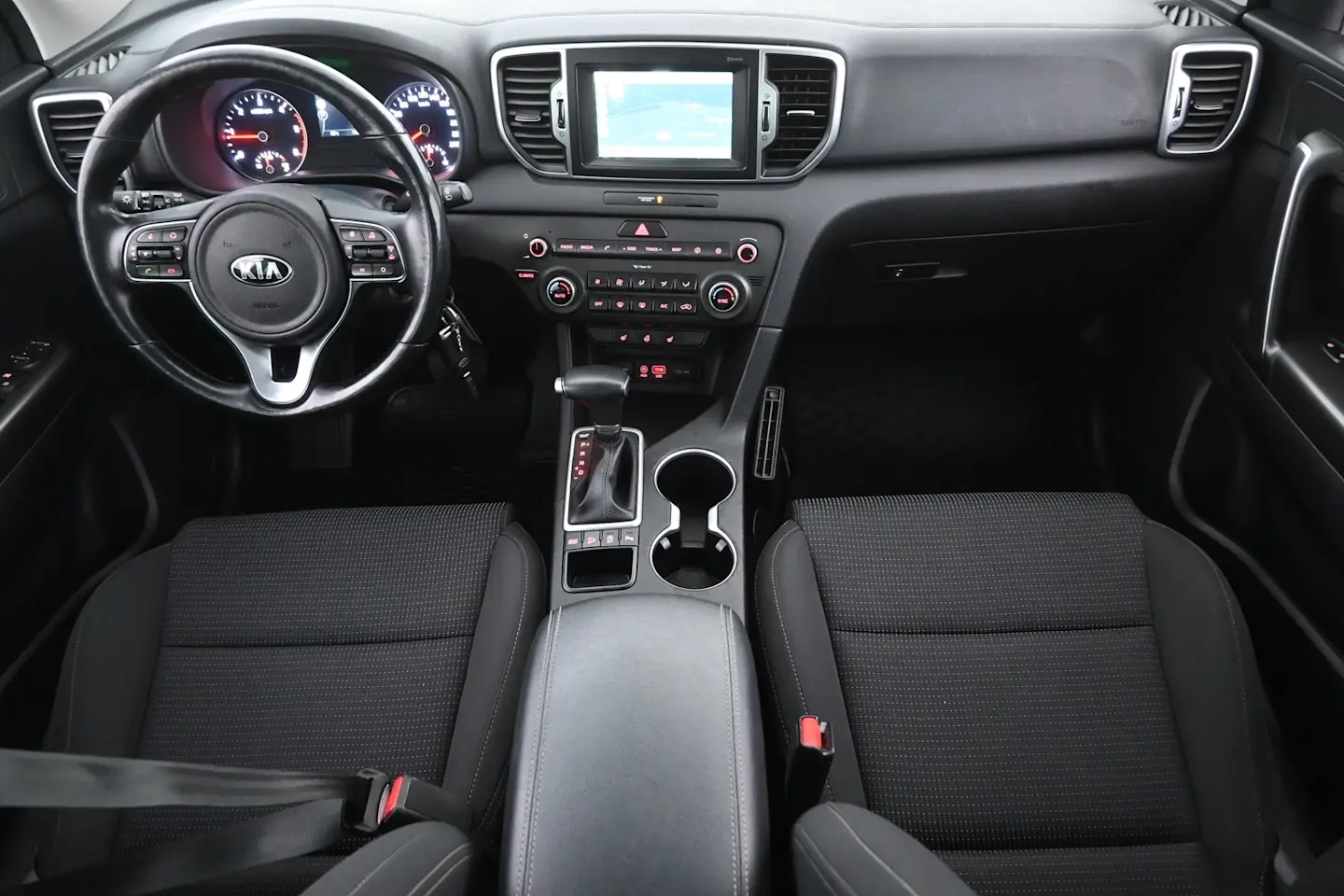 Car Image - 2cSKgdOO8ta9RhGtaO3mIG