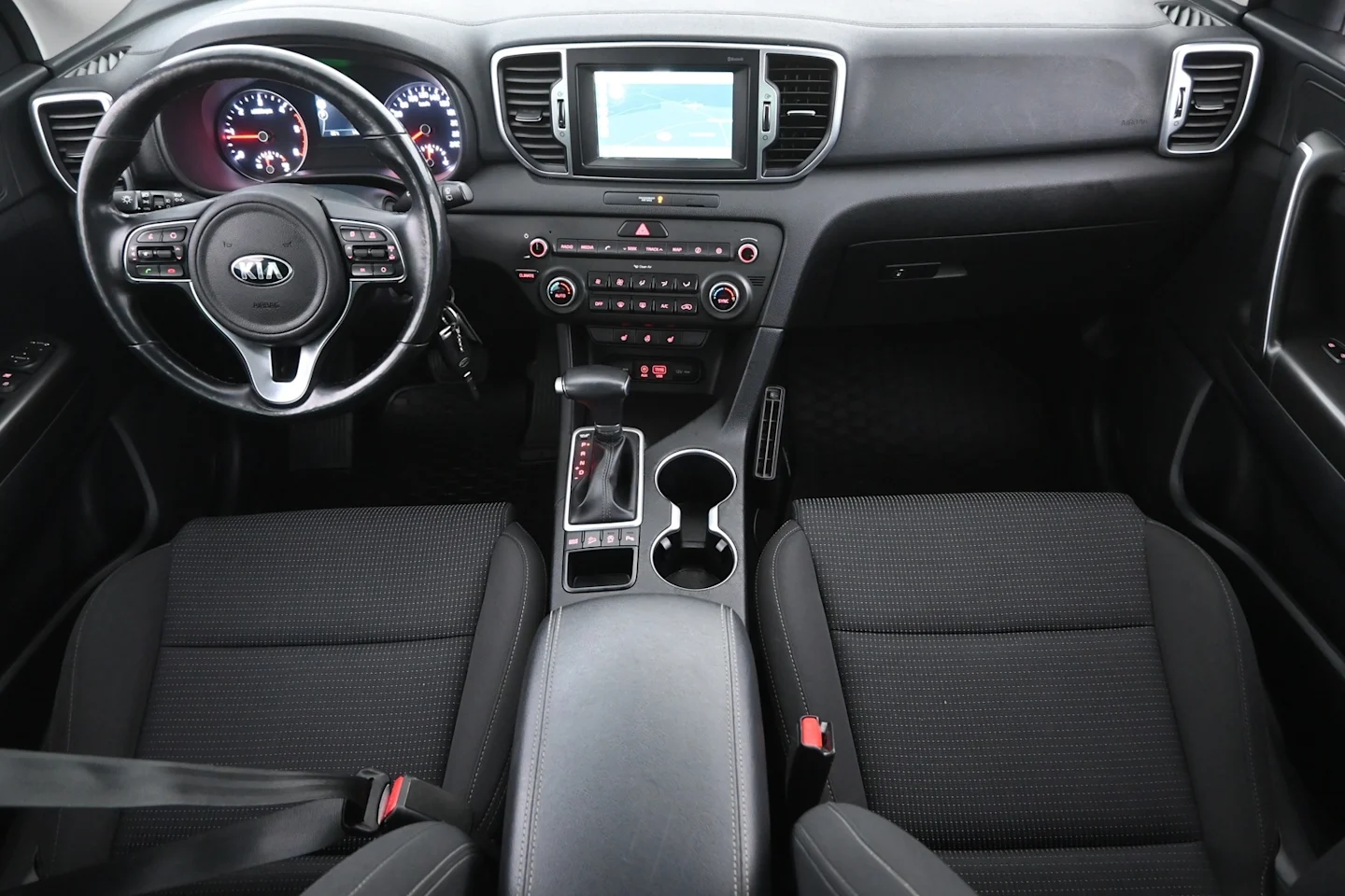 Car Image - 2cSKgdOO8ta9RhGtaO3mIG