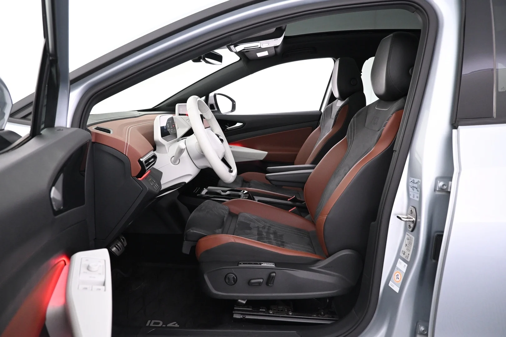Car Image - 5uLR8jSkS6mBsvYAJvAEuM
