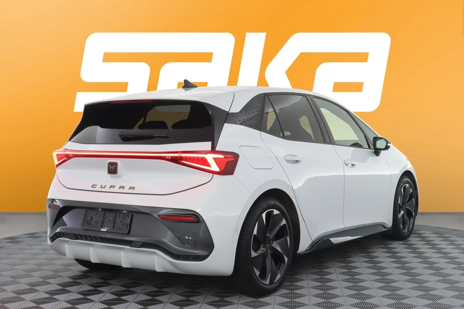 Car Image - 4JKkdkMab51EX8D6sIikh7