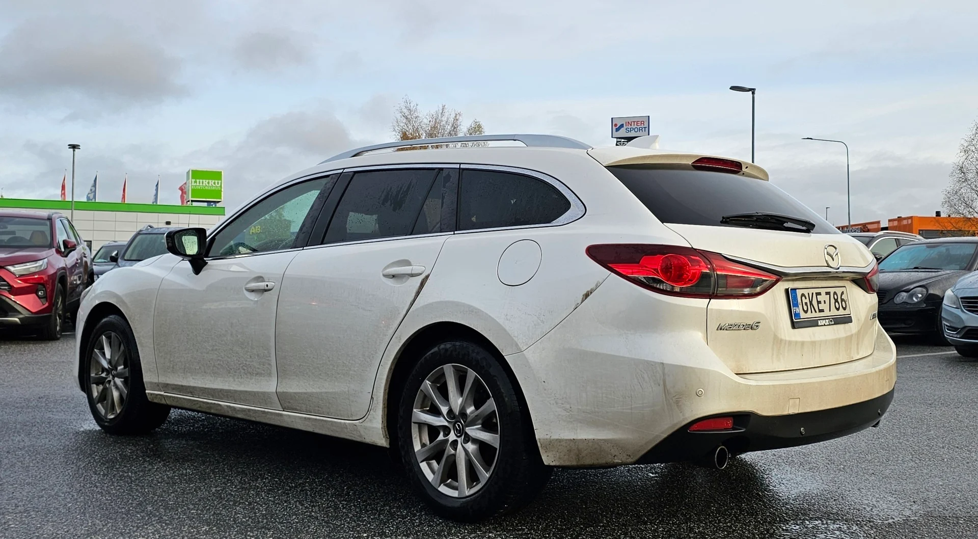 Car Image - 1VePjwTDKUbTJoYuOC8K6z