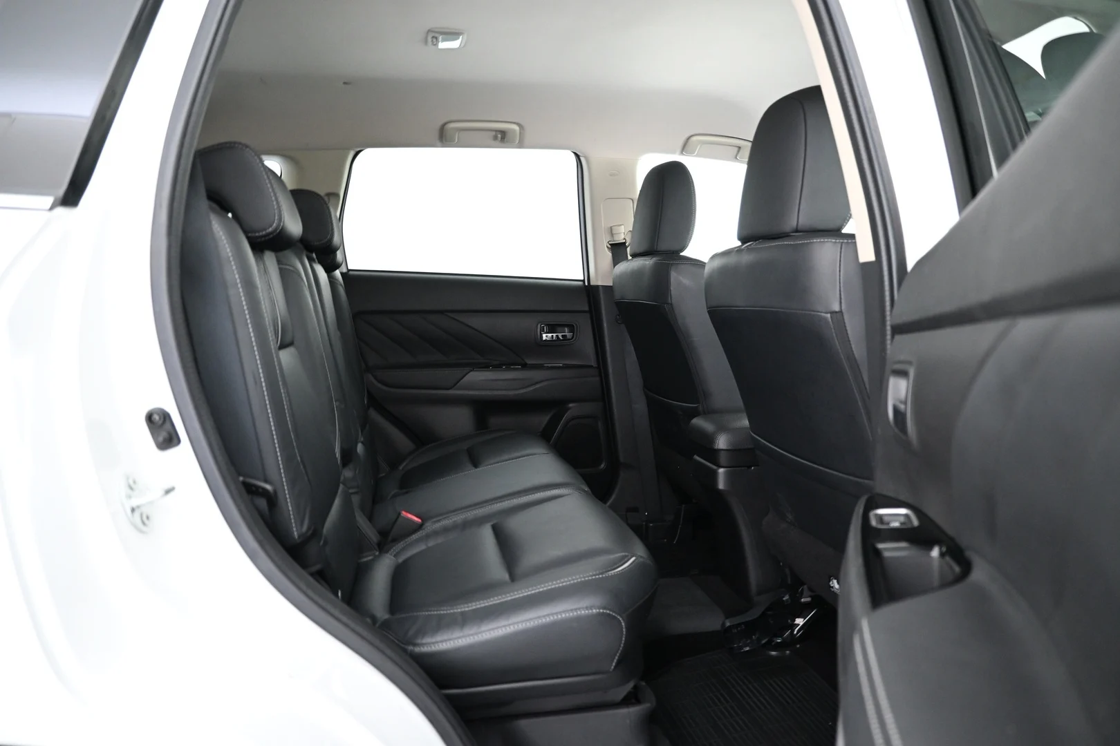 Car Image - 3H1i92Ydv3SxWo388aa8I6