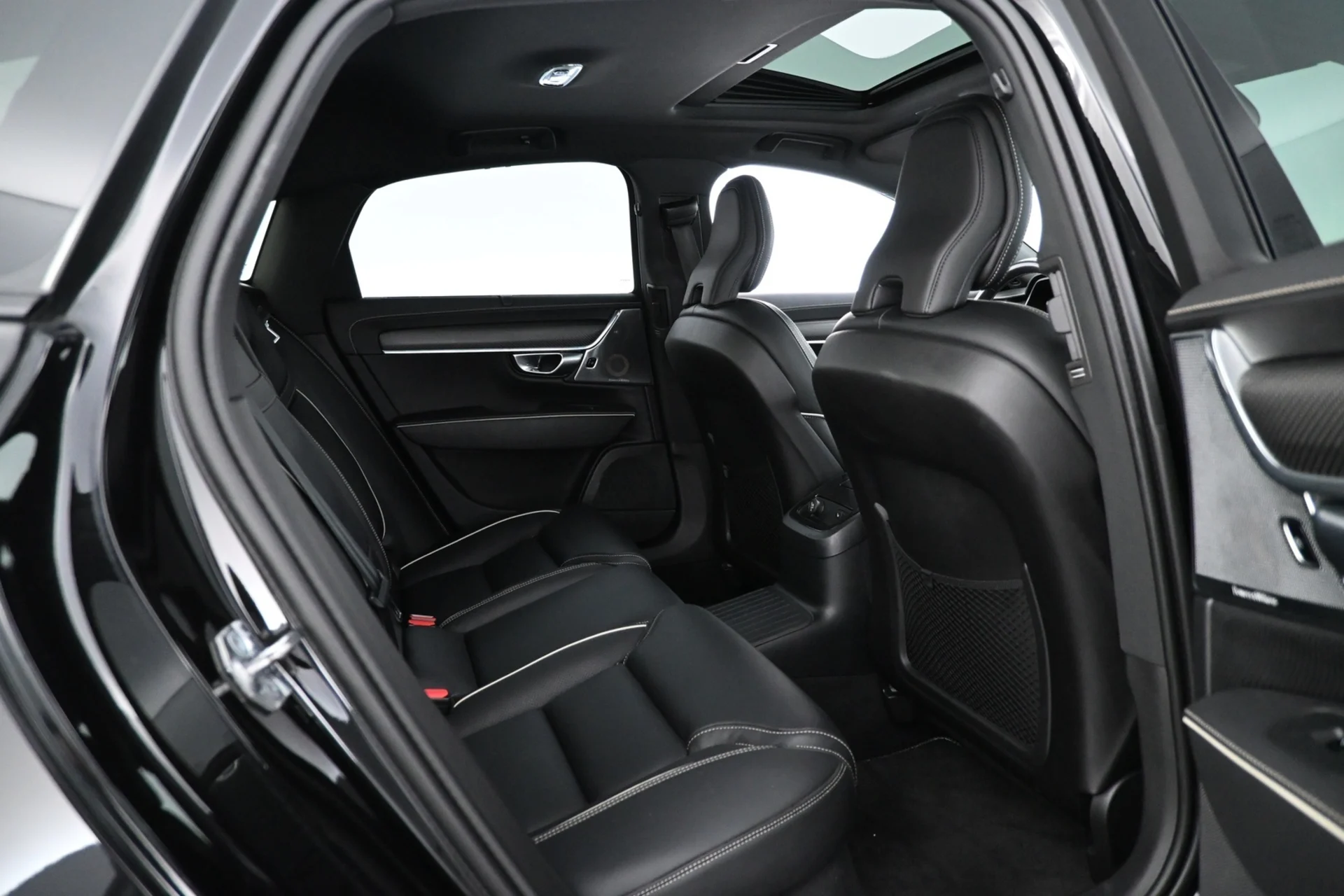 Car Image - STT4Vpdr0O9d0rA4ruG4g