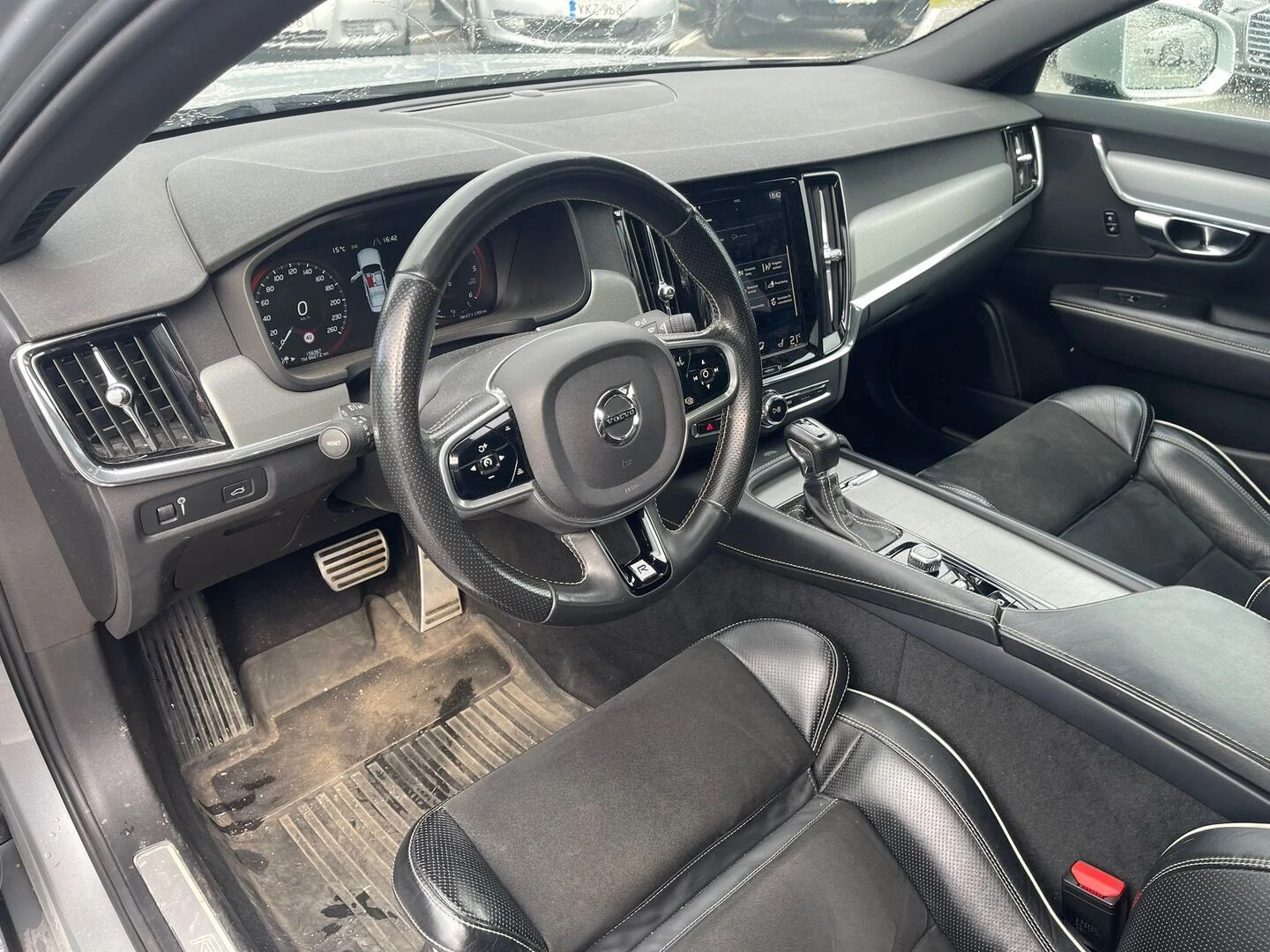 Car Image - 70gDAje6vWfTQyM9nAXLPV