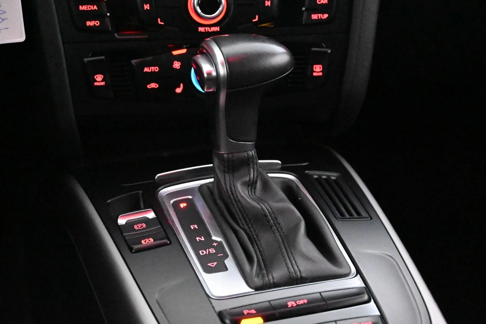 Car Image - 75Dhsty6M13xK5vKlxq81H