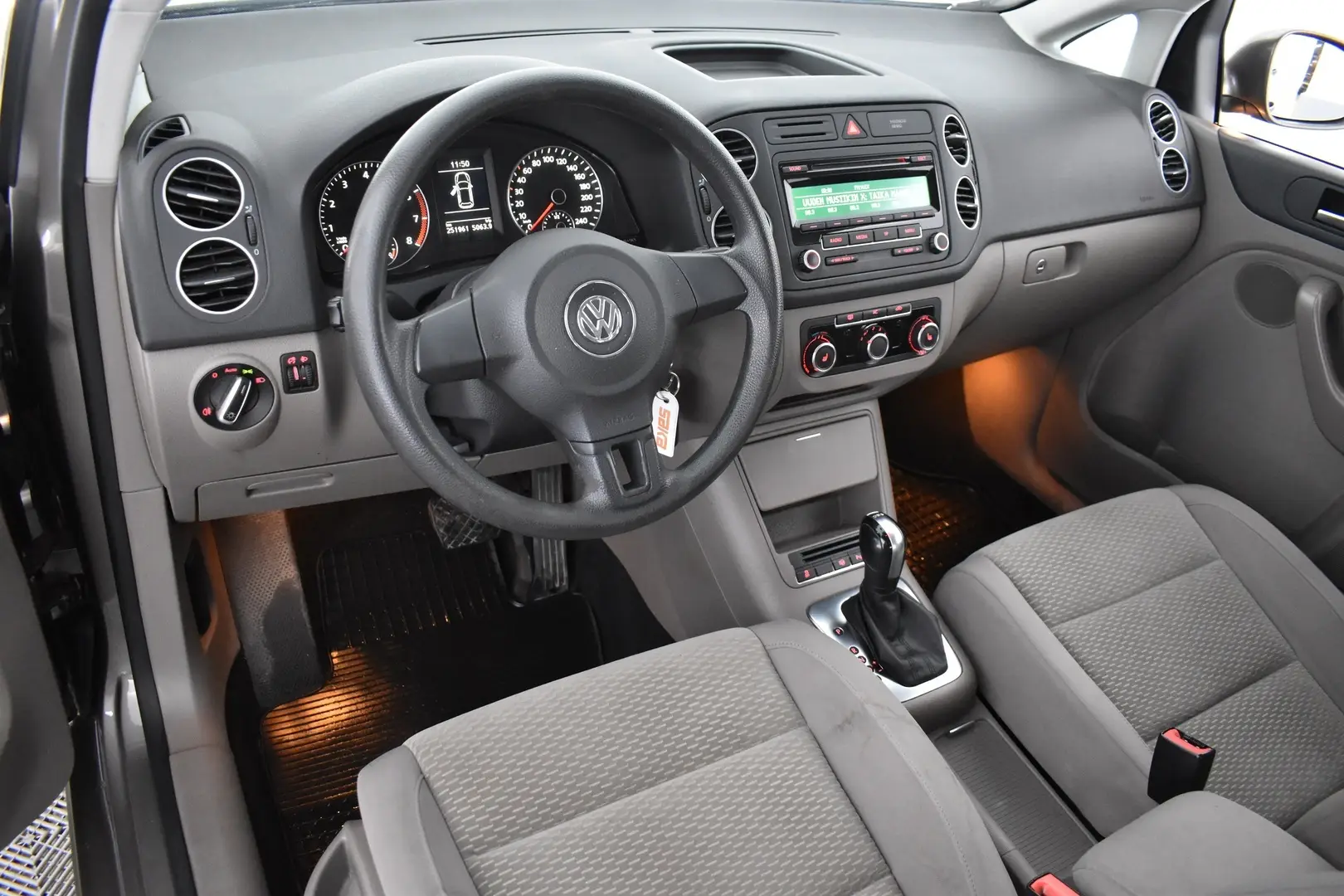 Car Image - 1lLICZA9rEl0kvtzTZv1hy