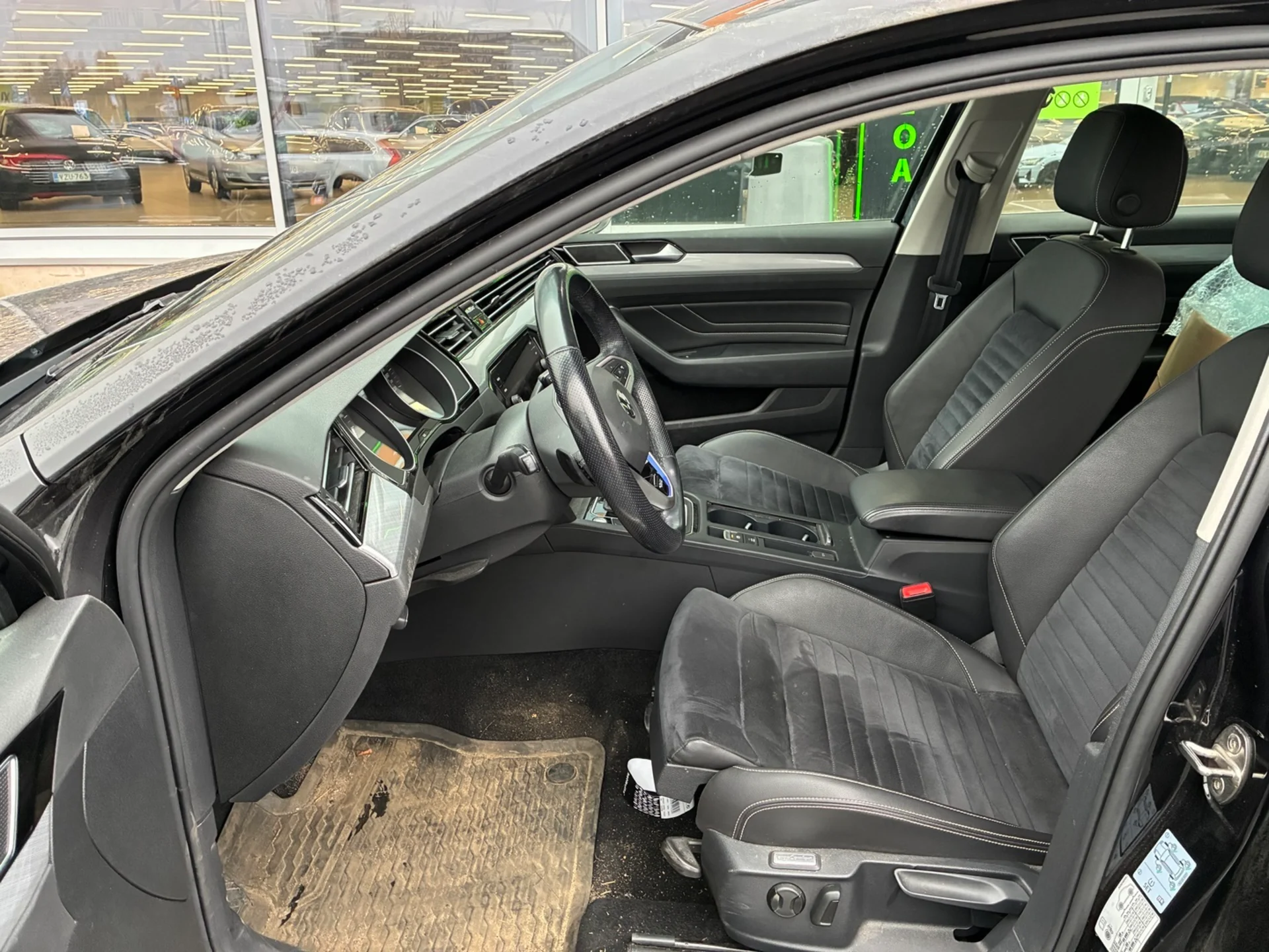 Car Image - JyznzzM8ZlNa34utPN5lO