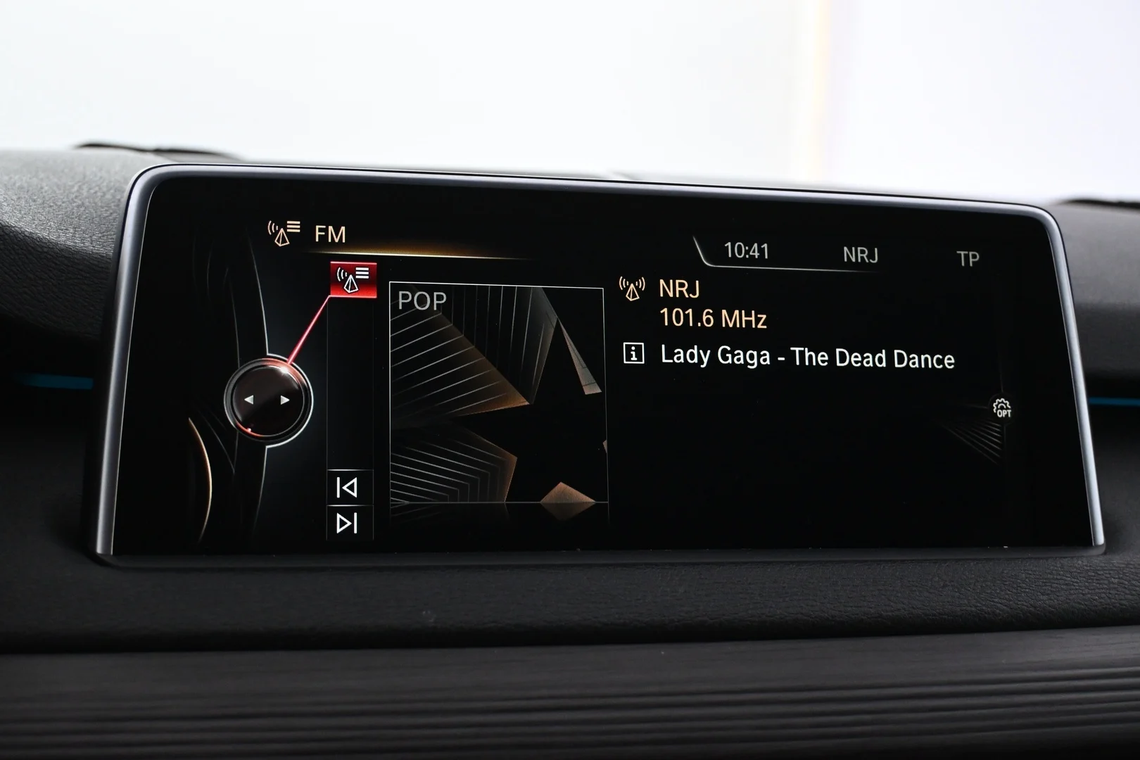 Car Image - 4WL9DlTyYewf6DquPkGpal