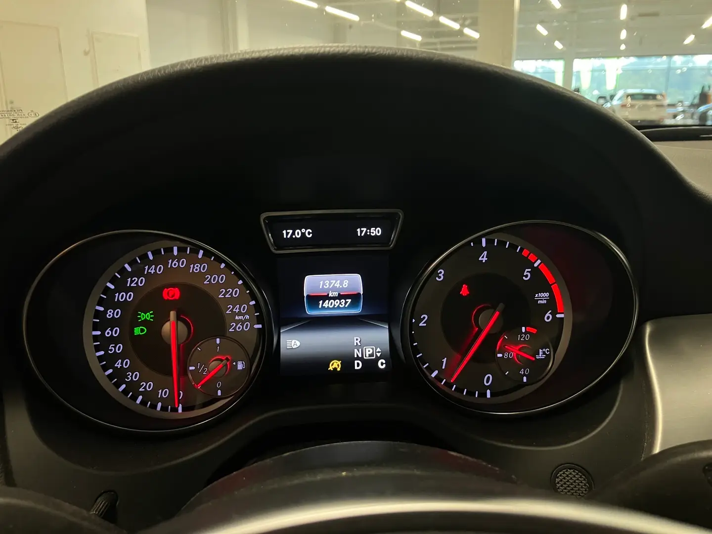 Car Image - 5r9VNTVskdLwyDSItoEkPU