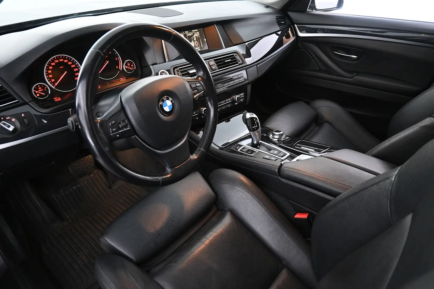 Car Image - 6wUFGOt0gds5QKw59FdHY