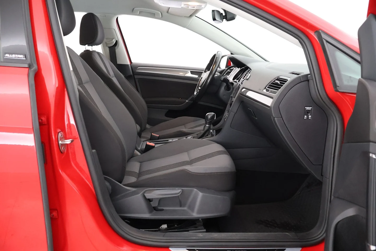 Car Image - 5uQHB8fr855i52ywVKV1gb