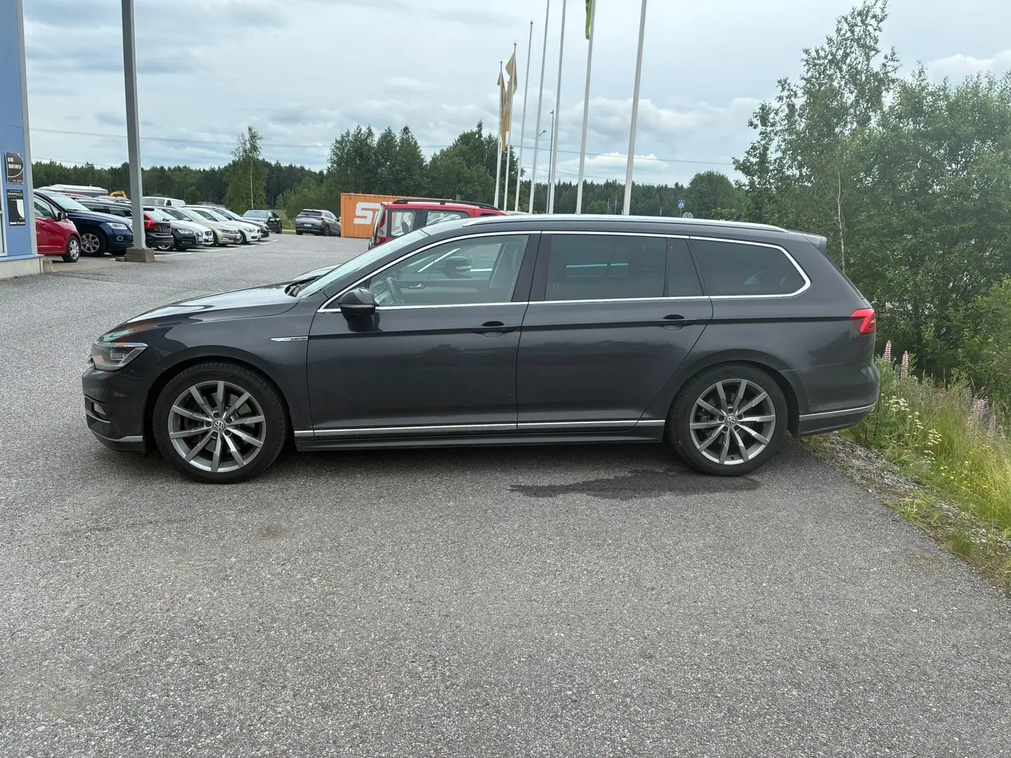 Car Image - 65F03G7nH603sHbFDs6kWi