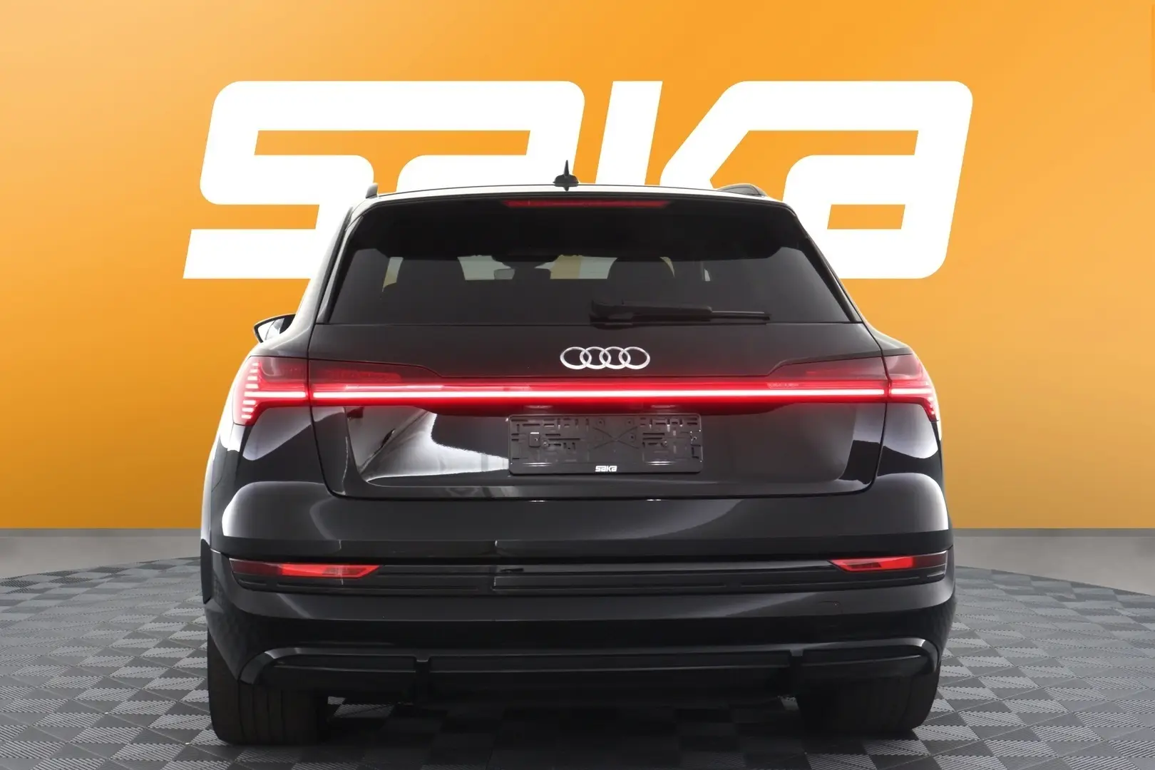 Car Image - G7NRYgIgJqqBdutQO3psc