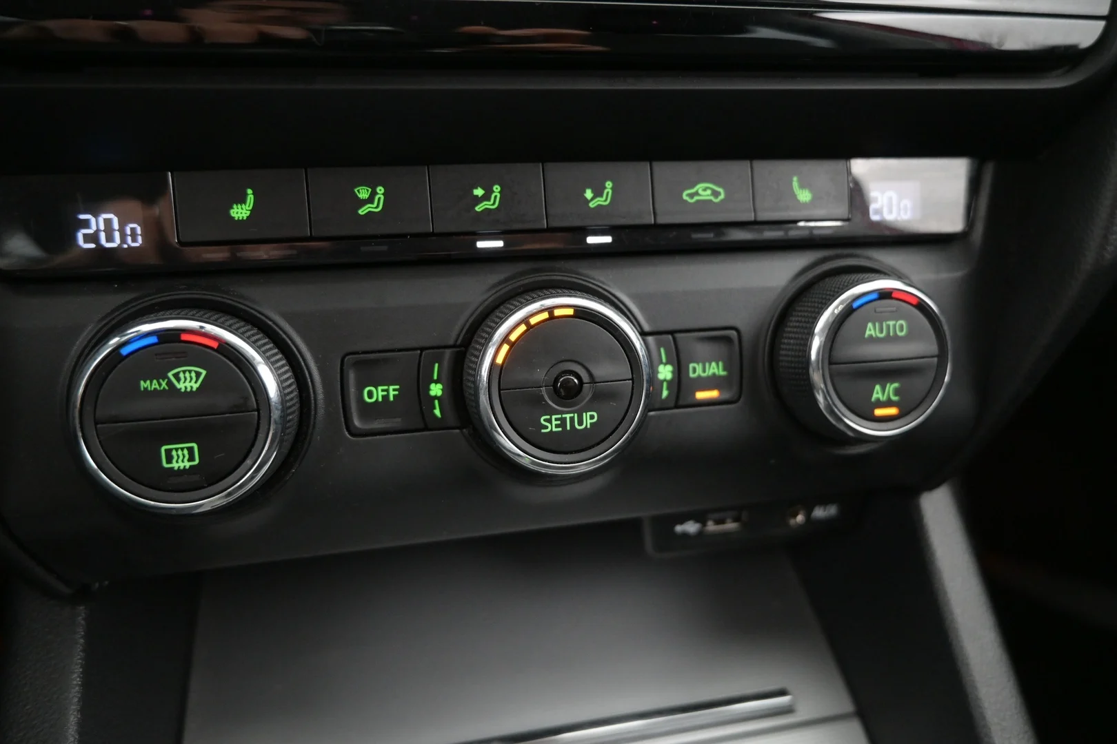 Car Image - 5mlmBiTQBEoBifChKdsZTo