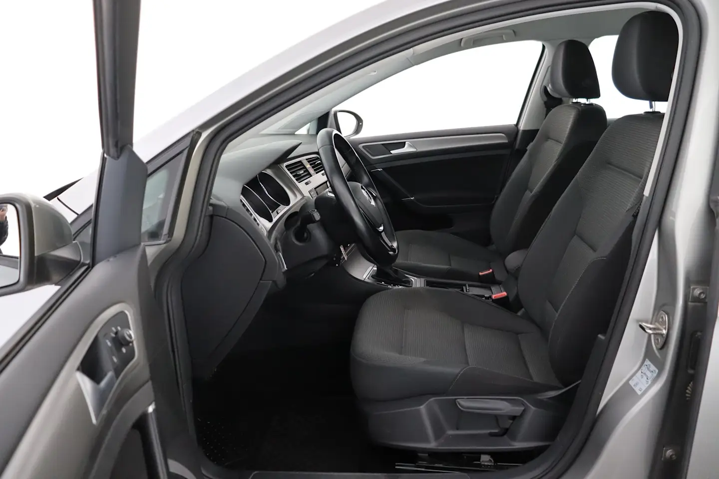 Car Image - 3FR4SZMrhR5EoCoQ1NvX2T