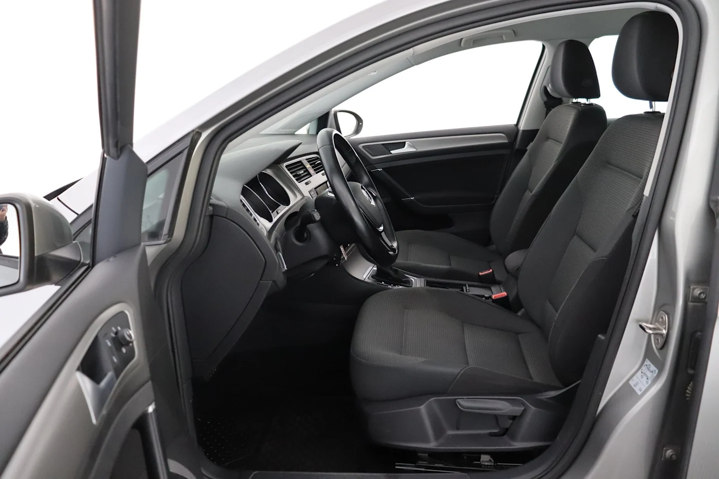 Car Image - 3FR4SZMrhR5EoCoQ1NvX2T