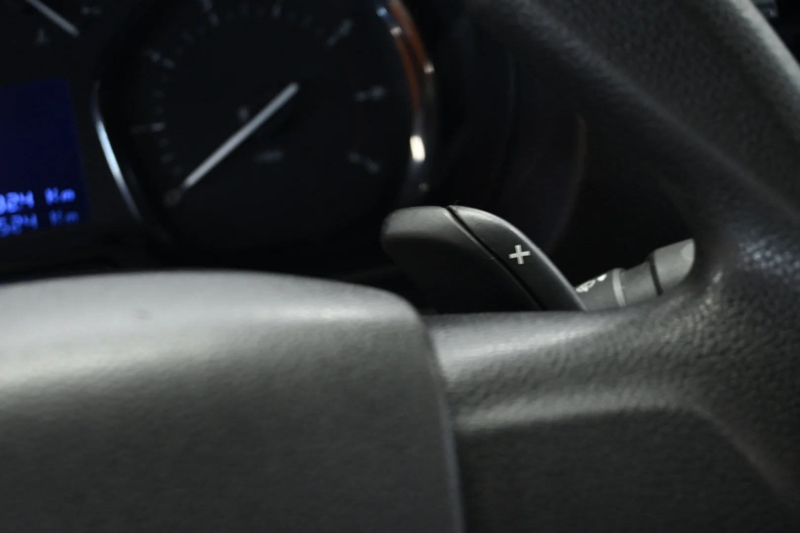 Car Image - 4SWnYeoV1uqRnlC0SB40JB